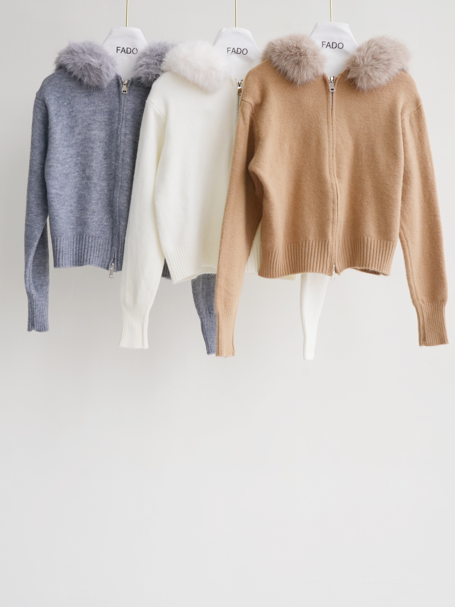 法朵Fado Shop｜毛領可拆雙拉鍊🔗針織短版外套 8124051 三色