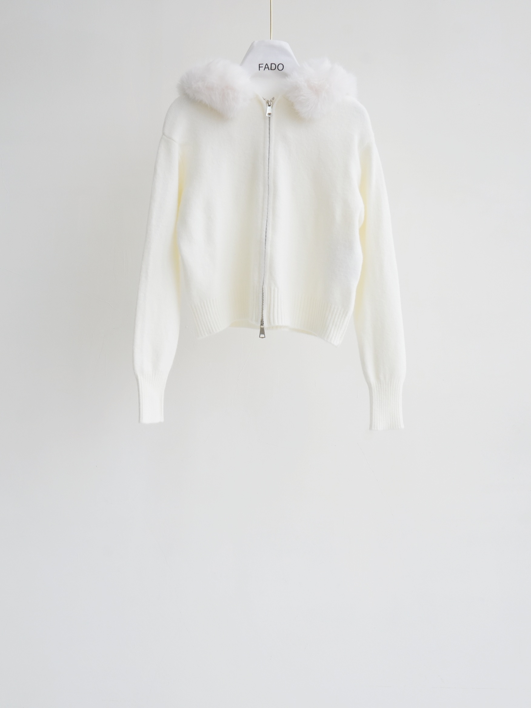 法朵Fado Shop｜毛領可拆雙拉鍊🔗針織短版外套 8124051 三色