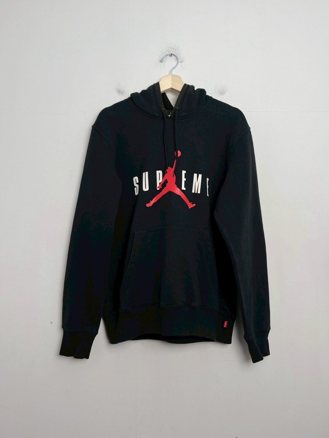 Supreme X Jordan Hooded Sweatshirt SIZE M