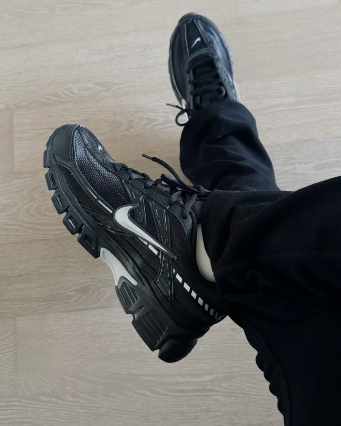 【預購】NIKE INITIATOR 緩震復古黑魂 IB4595001