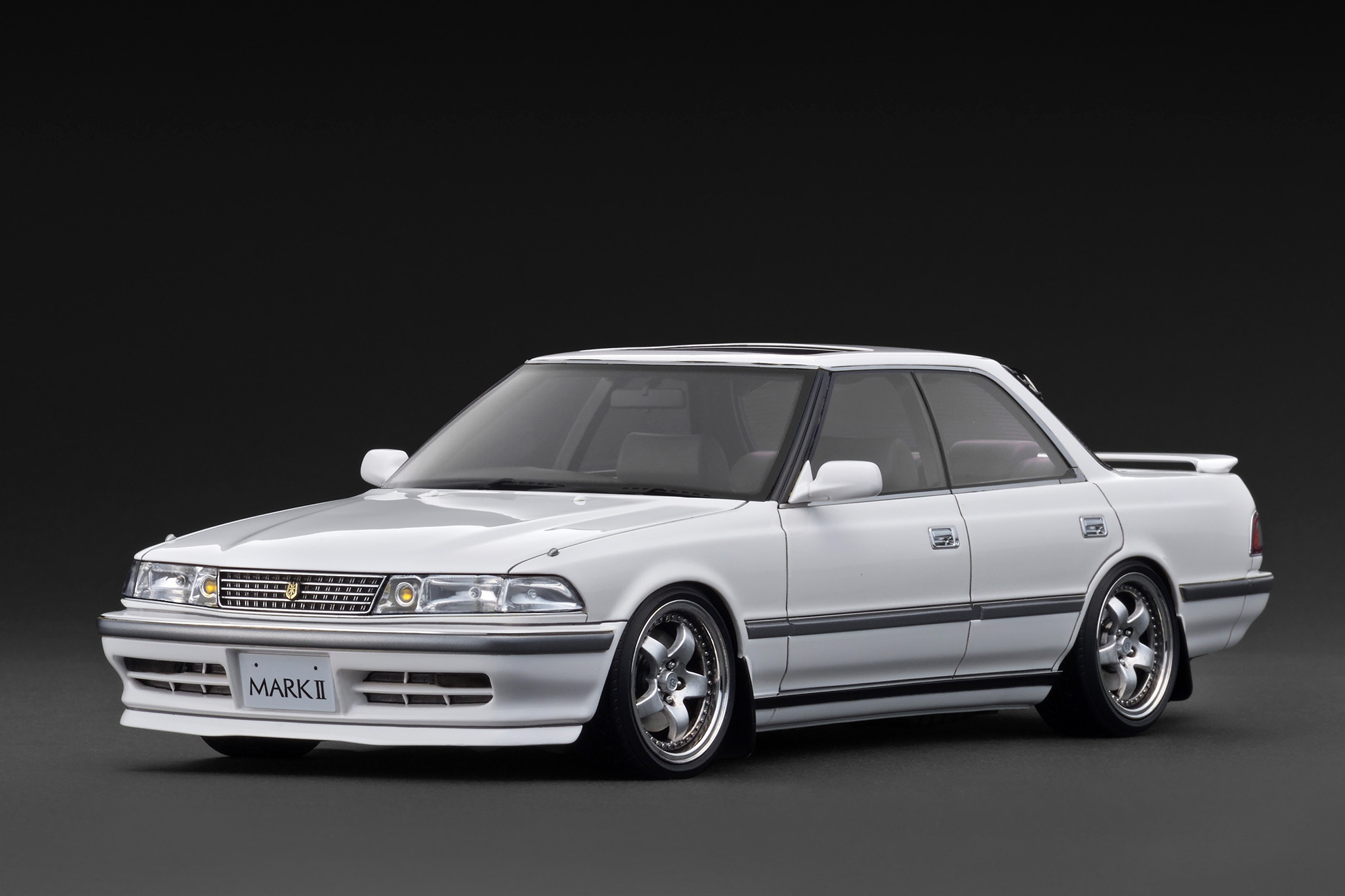 預訂 (訂金$300) (預訂價$2214) :1/18 IG TOYOTA MARKⅡ2.5 Grande LIMITED (GX81) White (IG3855)