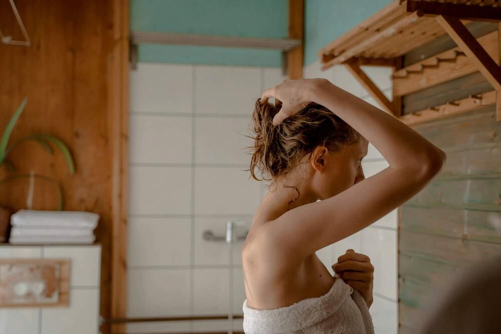 頭皮長痘痘怎麼辦？