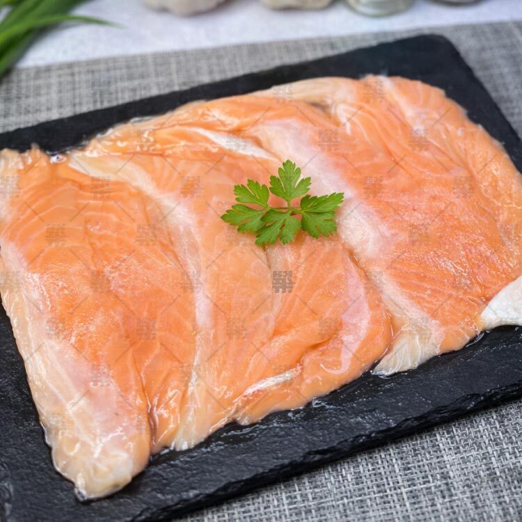 取自鮭魚魚肚稀少珍貴部位－鮭魚腹鰭肉
