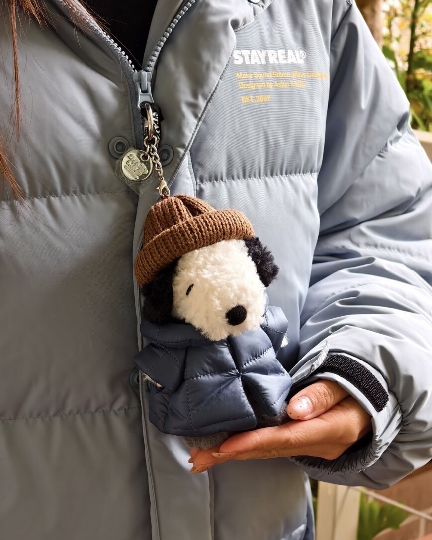 iSNEAKERS｜Peanuts 史奴比 SNOOPY 歐拉夫 OLAF 冬日羽絨外套系列 查理布朗 糊塗塌客 吊飾 鑰匙圈