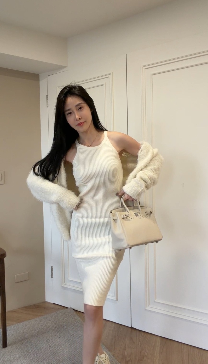 【少量現貨】削肩針織洋裝