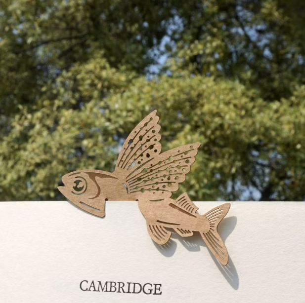 麥麥動物園 紅斑鰭飛魚 紙雕書籤｜MARK TAIWAN 臺灣