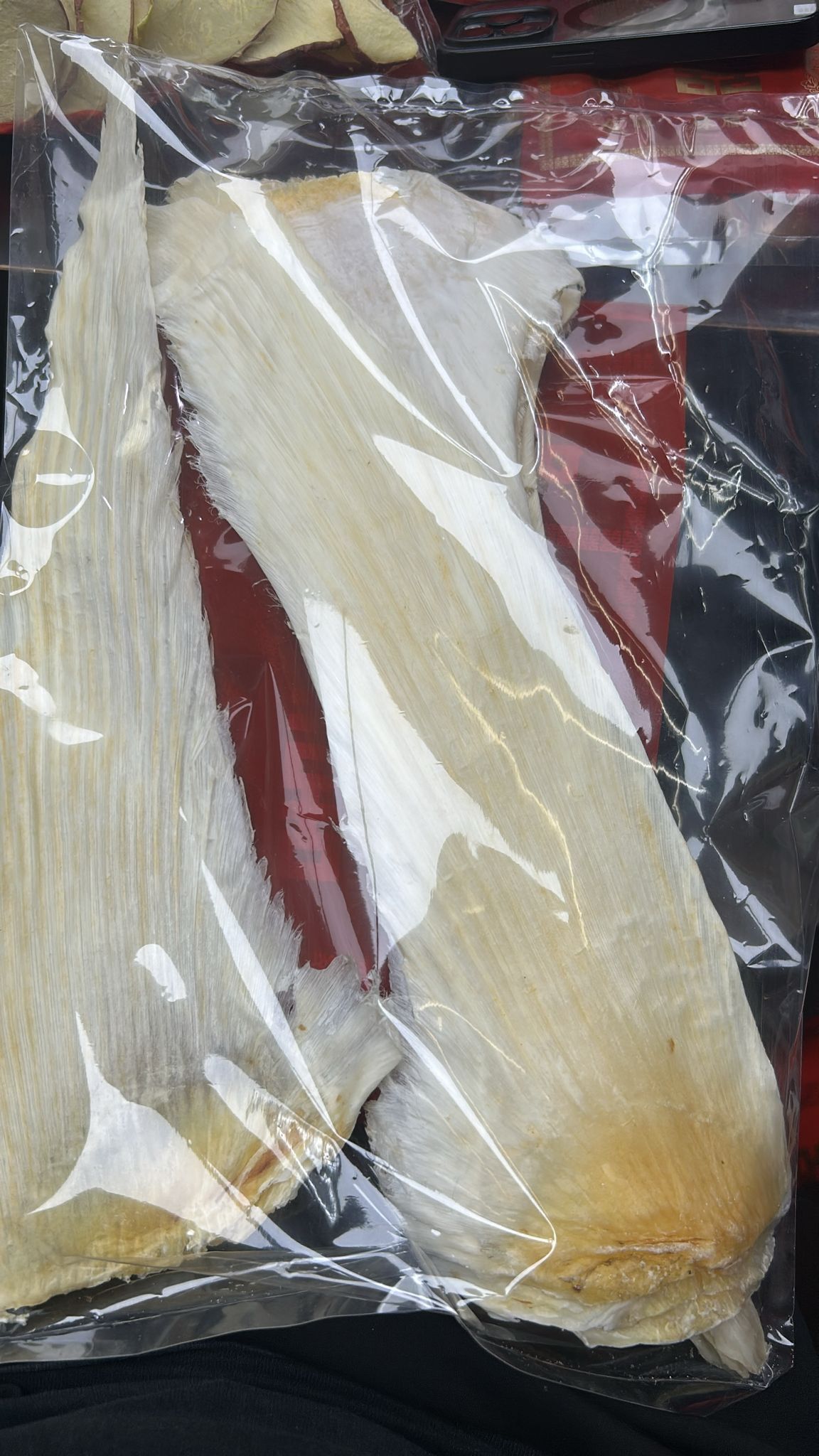 PA111 頂級特大牙揀魚翅 300克X2包 **送花膠筒1包(100克) +螺片一包（300克） +螺咀1包（300克）