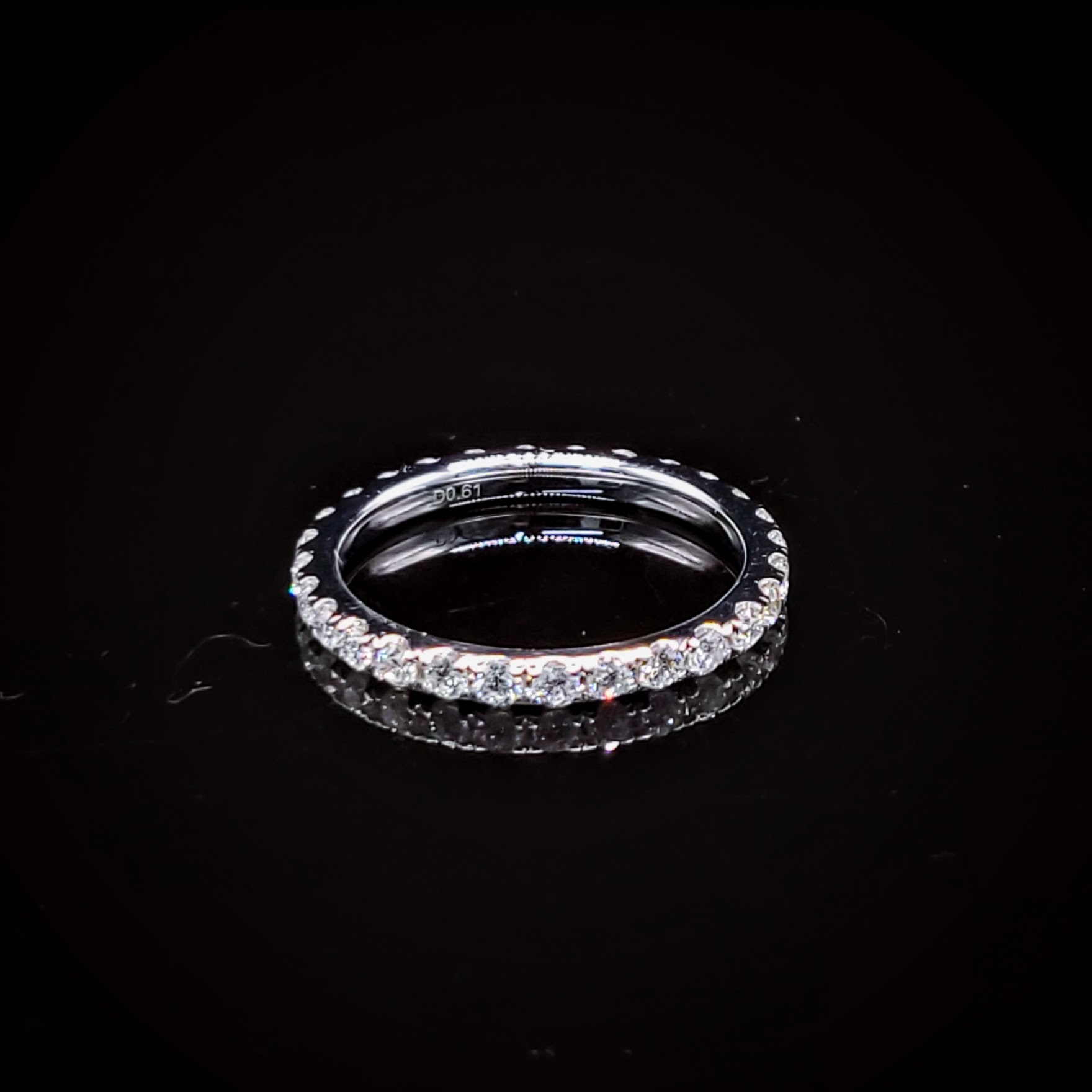全新18K白金61份多鑽石全圈戒指