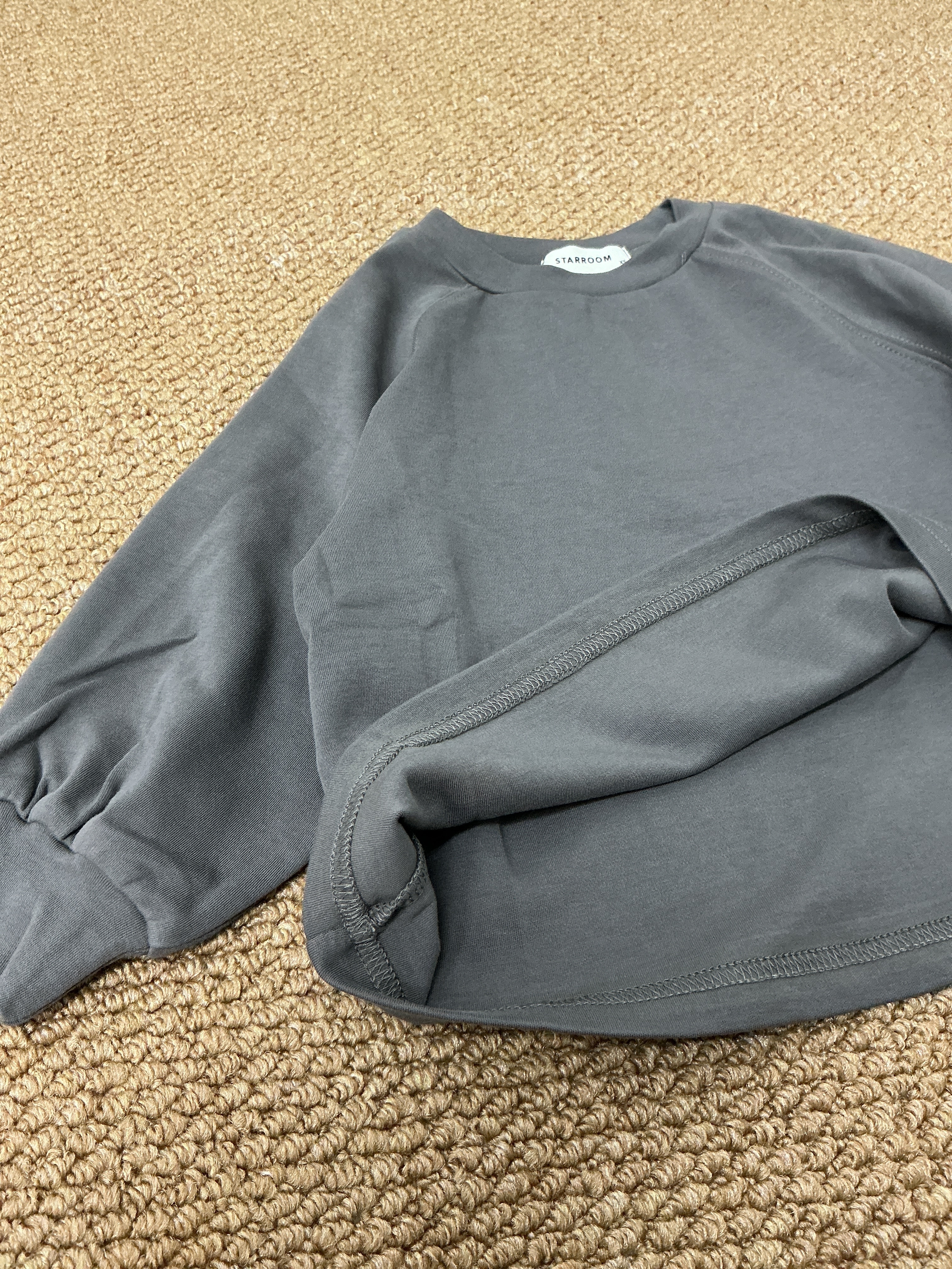 A04110設計師品牌柔滑上衣