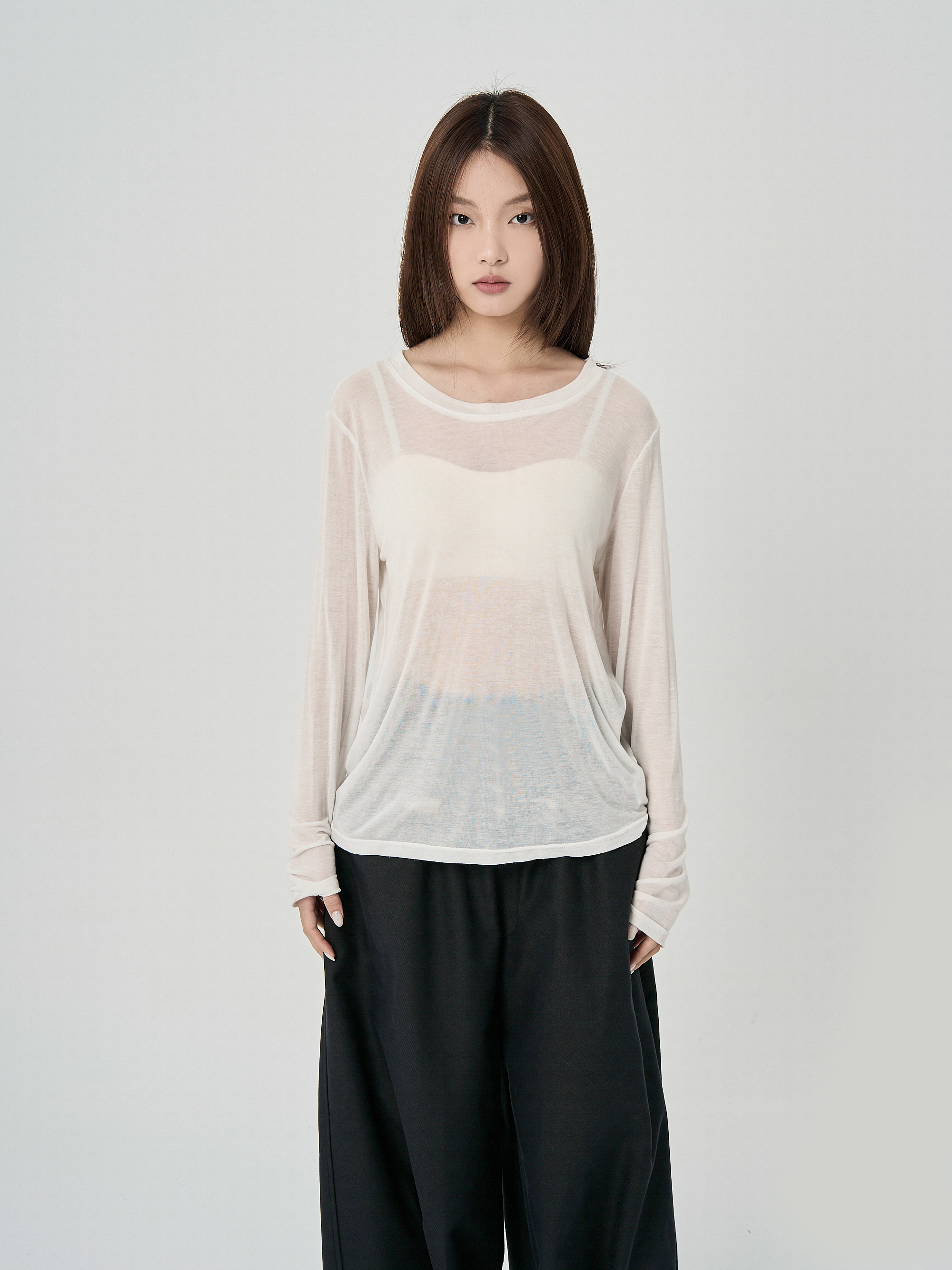 天絲透膚彈力寬鬆打底長袖-白