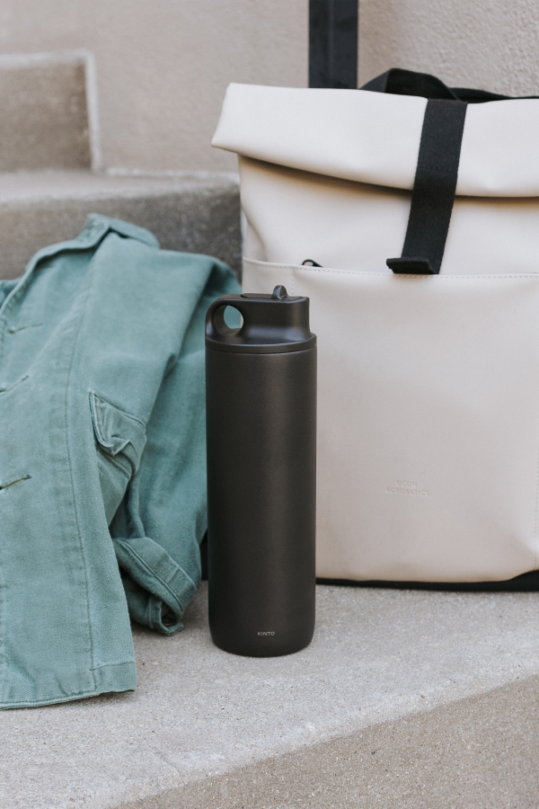 KINTO-ACTIVE TUMBLER 運動魔法瓶，搭以真空雙層結構即可長時間保冷