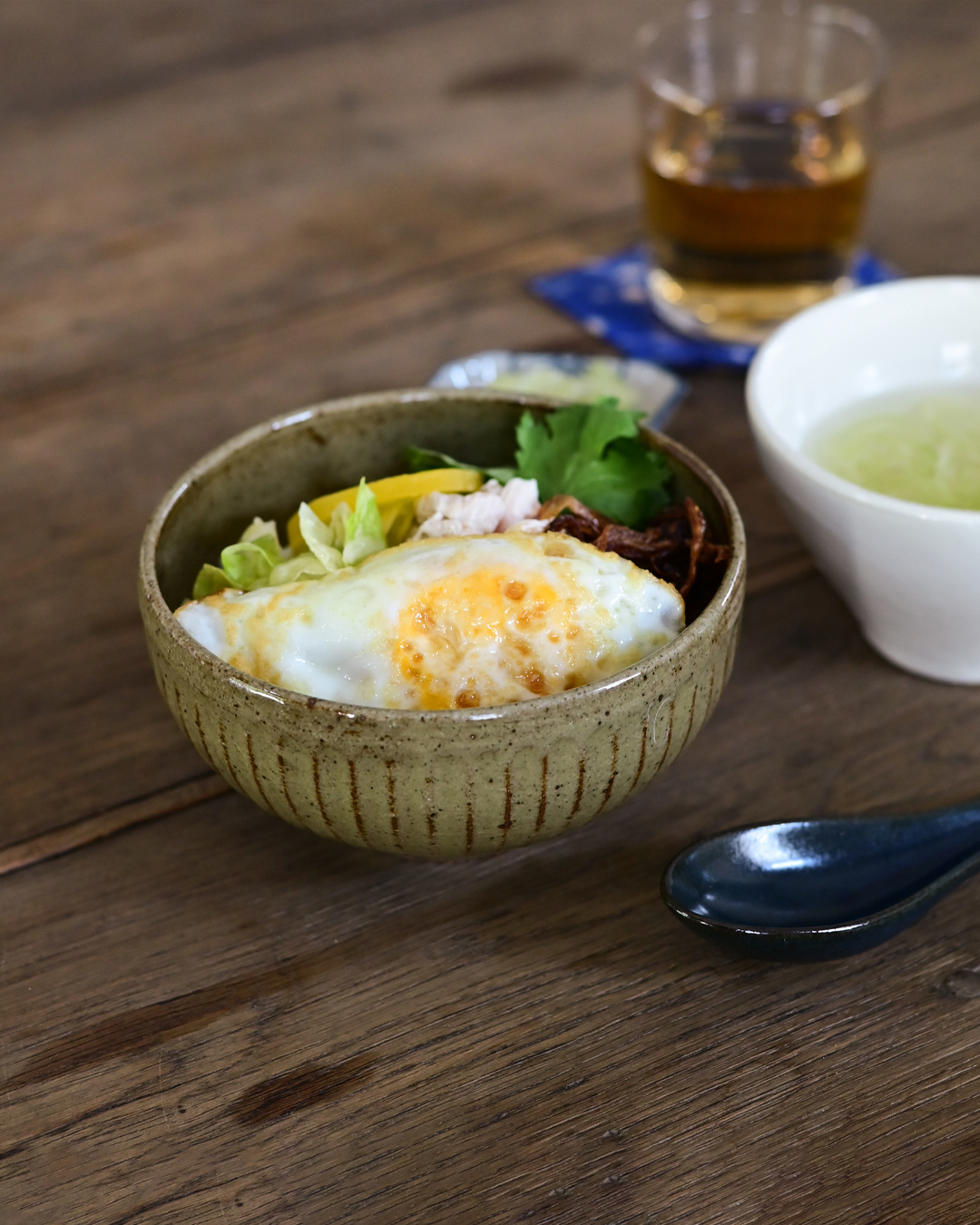 Solum 刻紋圓碗 S 灰汁｜studio m'