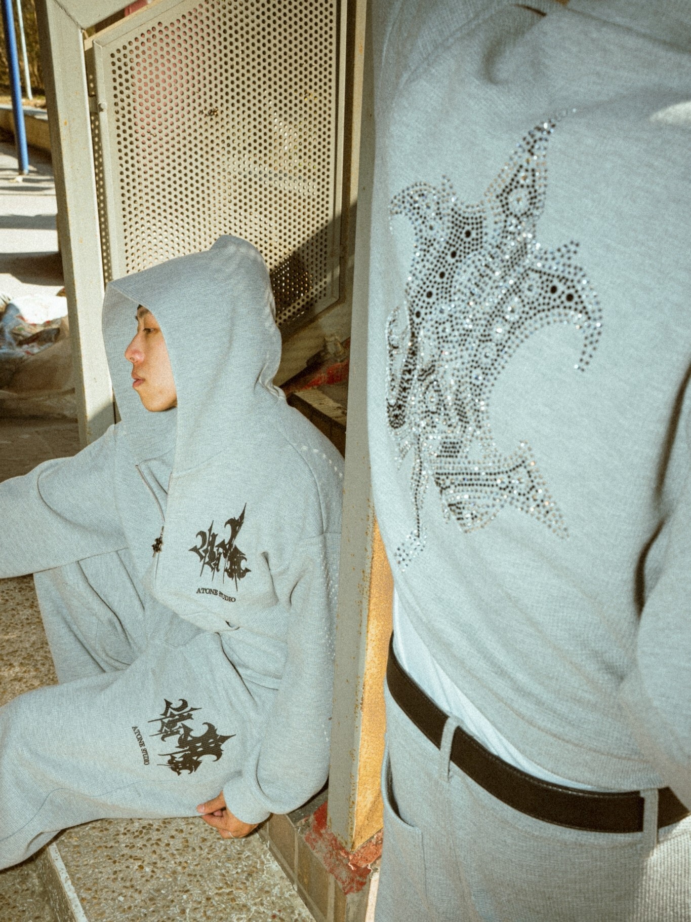 ATONE STUDIO 質感灰黑 水鑽皇家Logo 華夫格連帽外套 套裝 ‘’ WAFFLE SETs JACKET ‘’