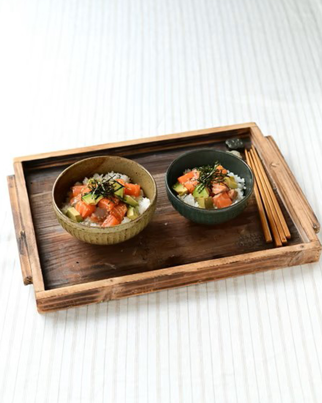 Solum 刻紋圓碗 M 藍鼠｜studio m'