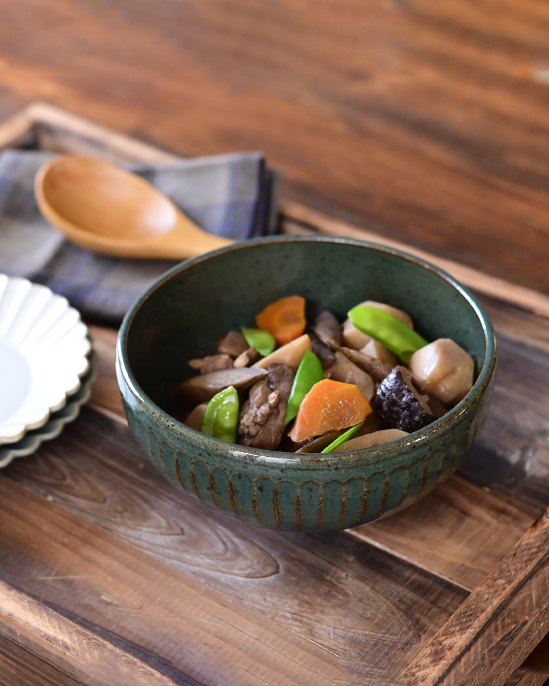 Solum 刻紋圓碗 L 藍鼠｜studio m'