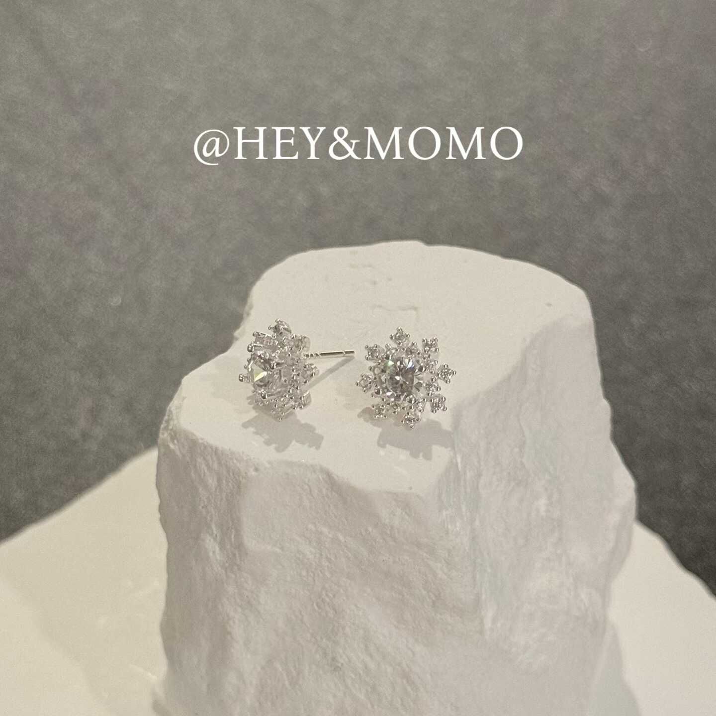 HM5410 ⚪️925 銀 雪花款爆閃立體嵌鑽耳環
