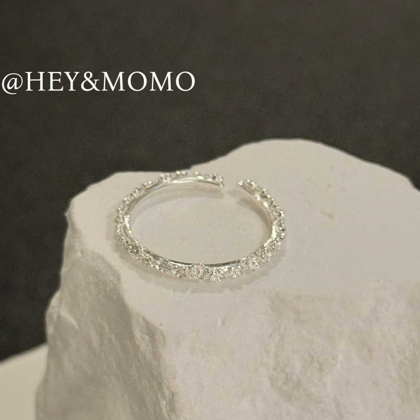 HM5411 ⚪️925 銀 浮雕亮白銀細版花花戒指