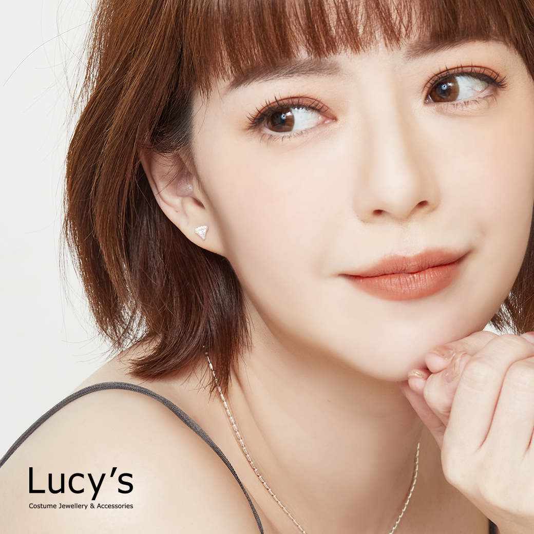 *925純銀〔輕銀系列〕水鑽三角 耳環 (123277)