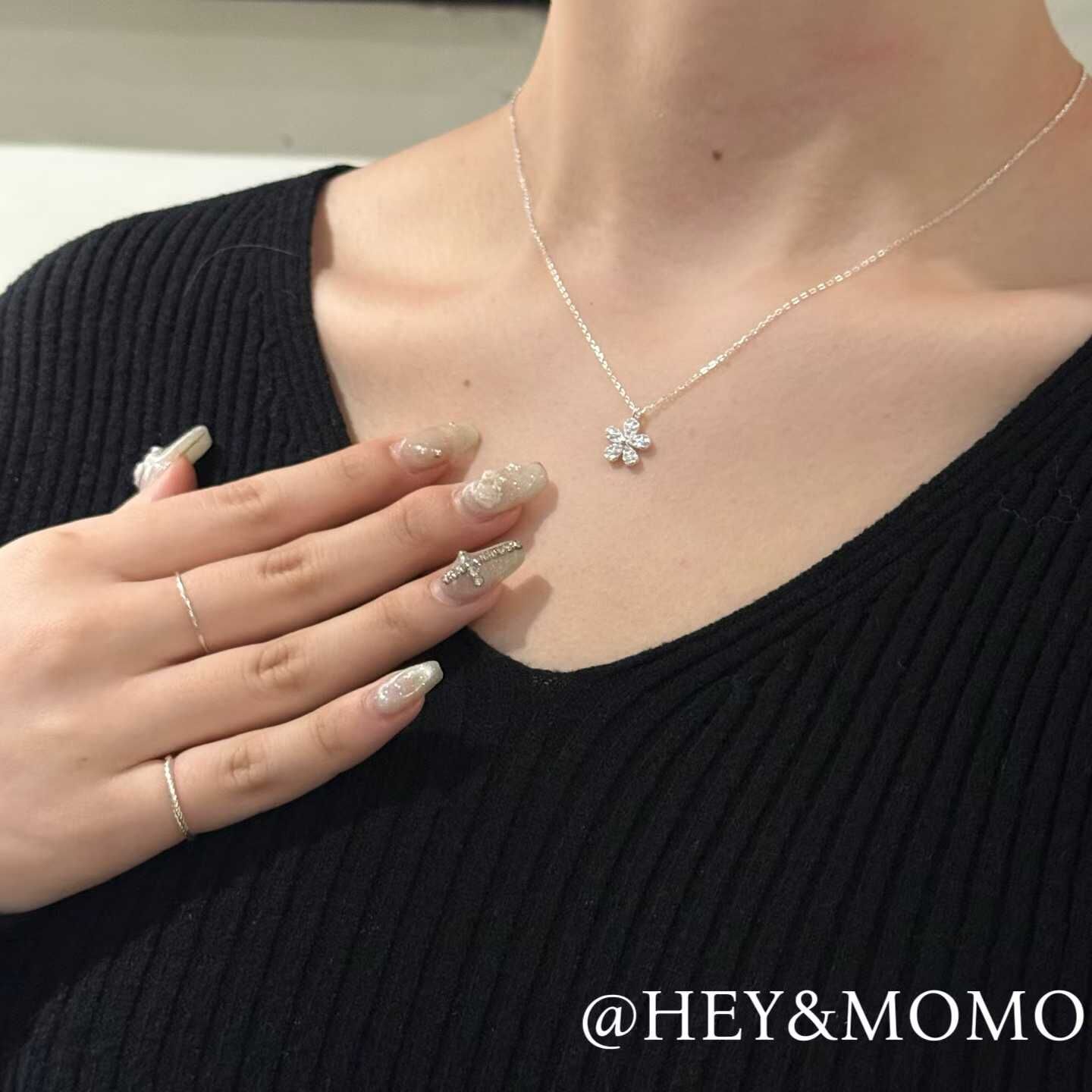HM5426 ⚪️925 銀 滿鑽花瓣項鍊
