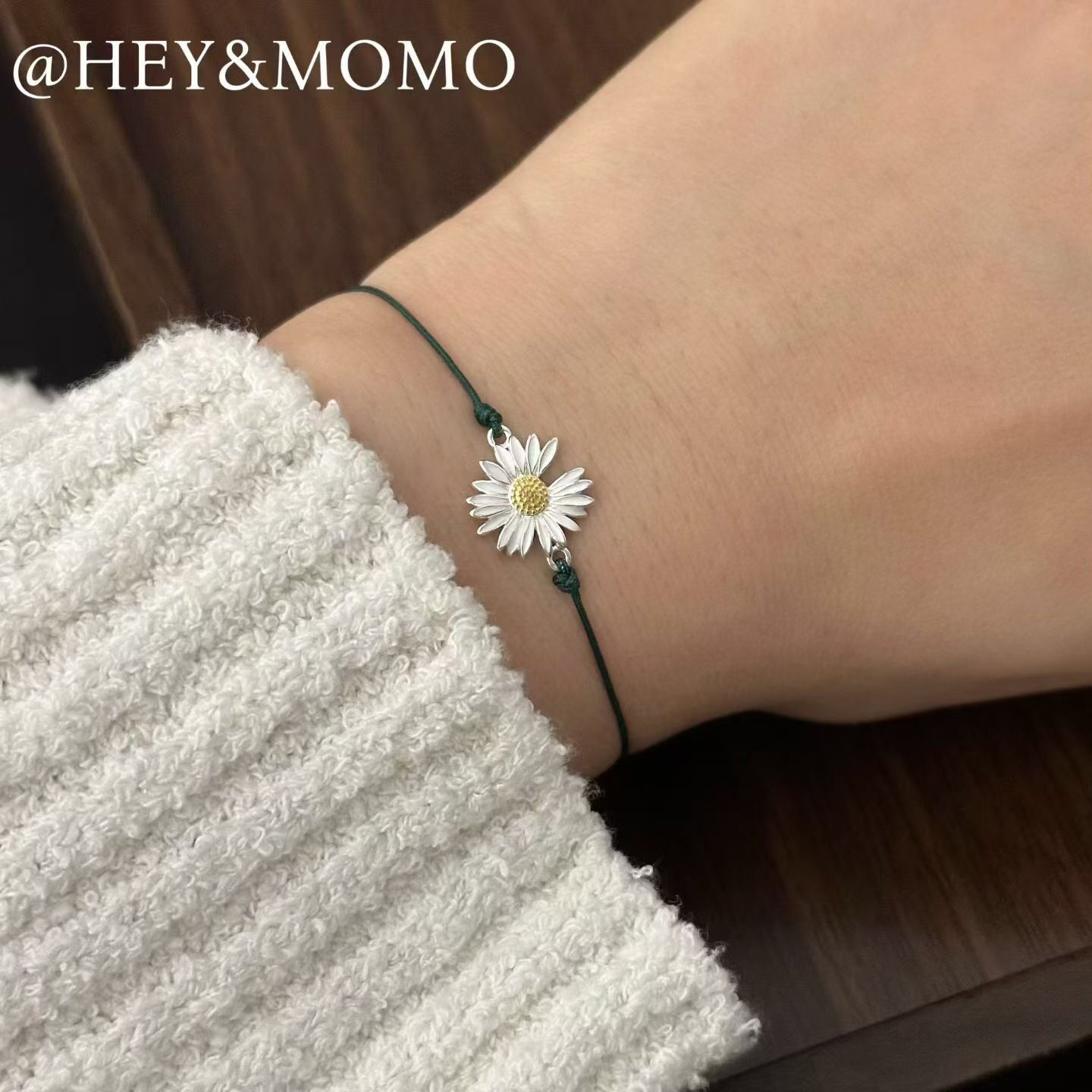 HM5431 ⚪️925 銀 復古墨綠抽拉雛菊手鍊