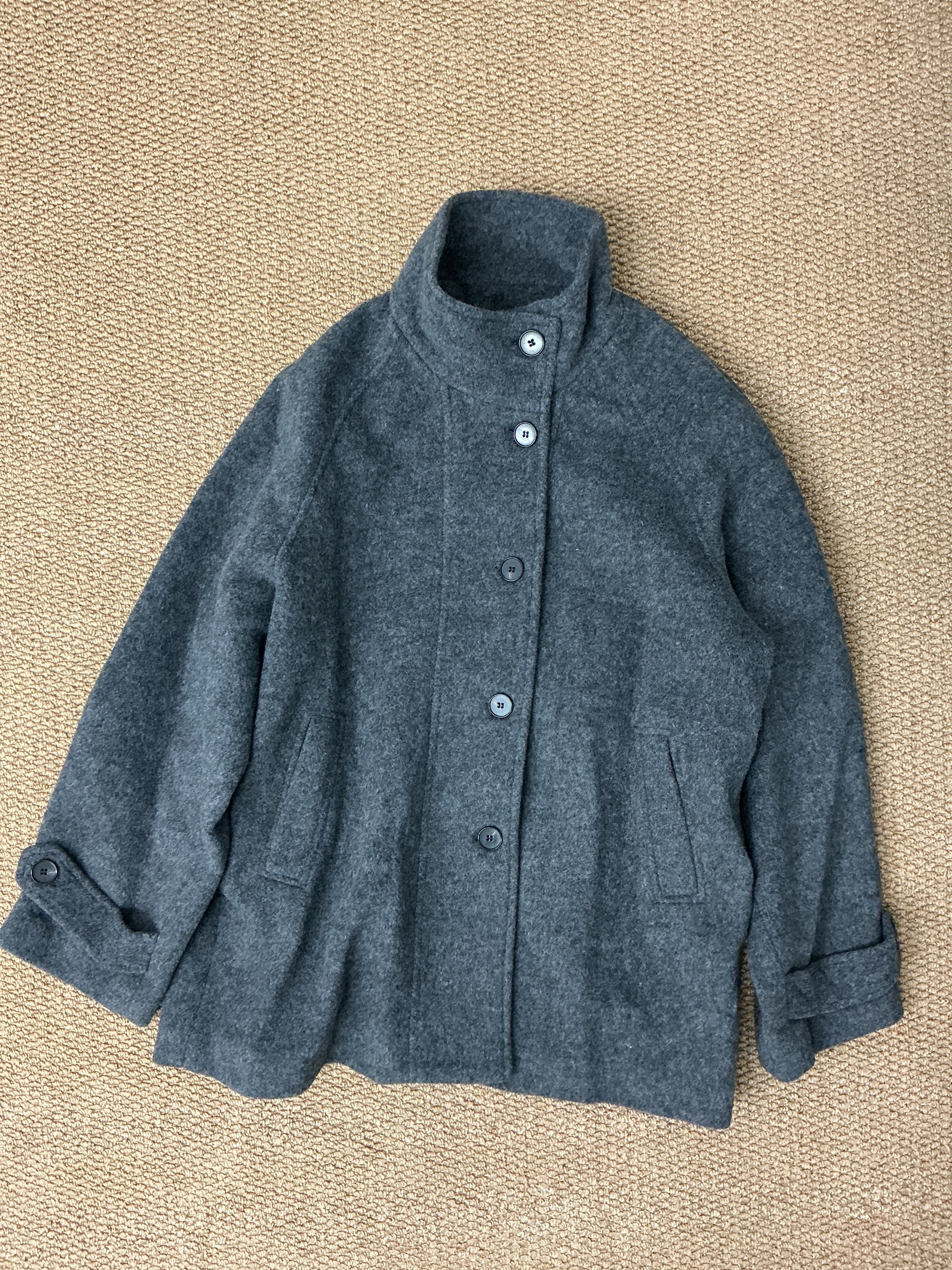 W00085立領排扣大衣