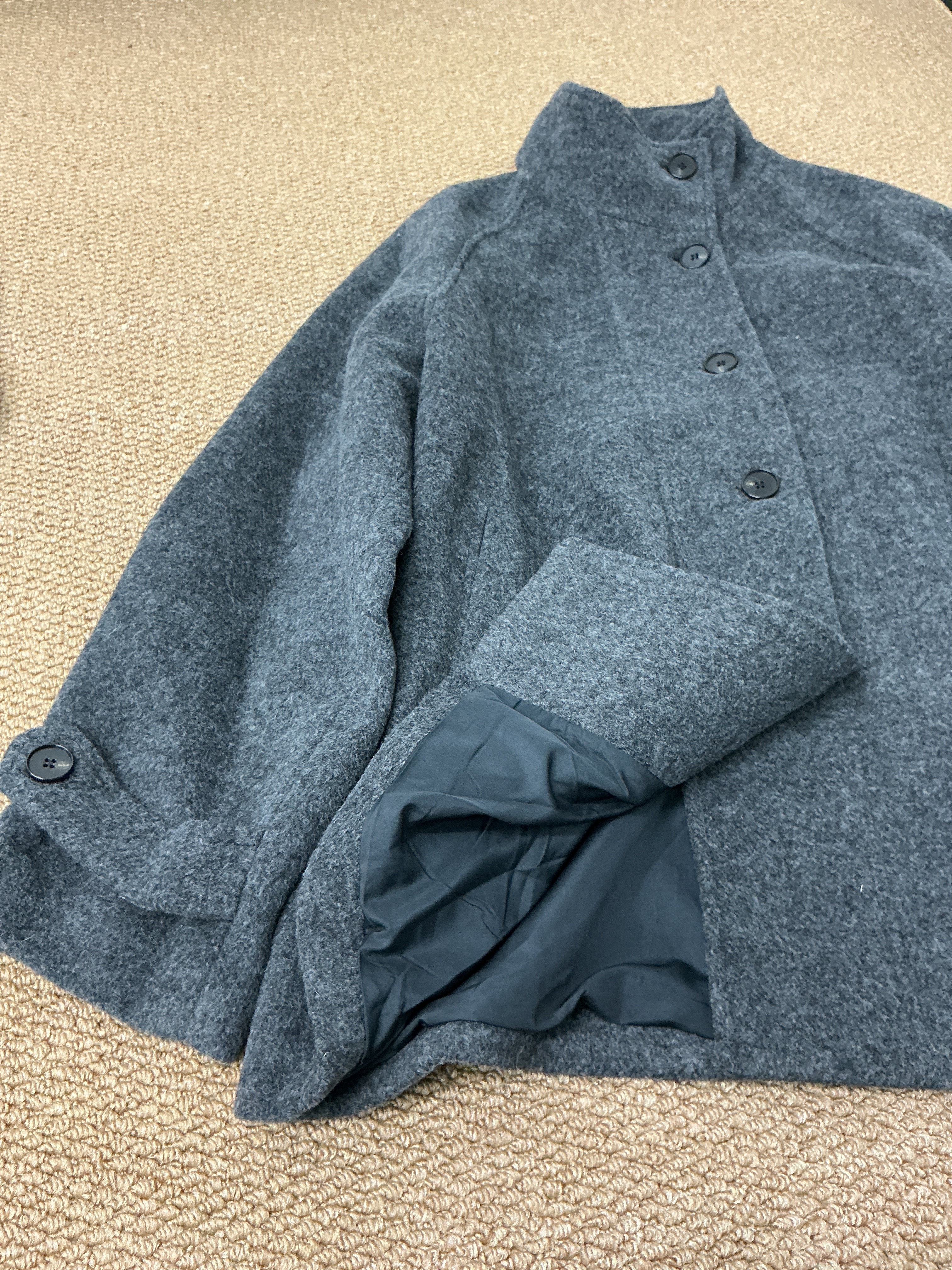 W00085立領排扣大衣