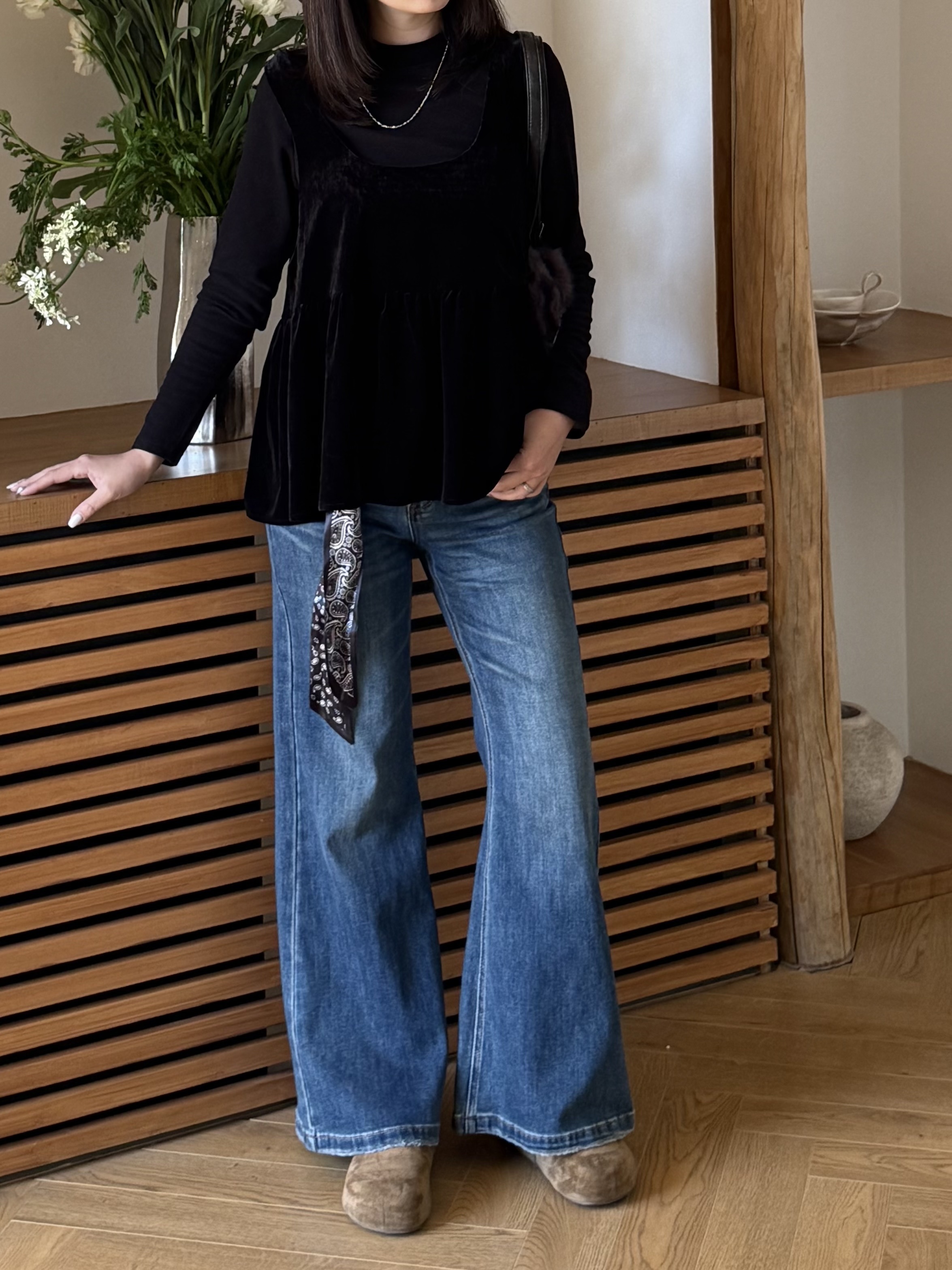 附絲巾彈性直筒喇叭褲