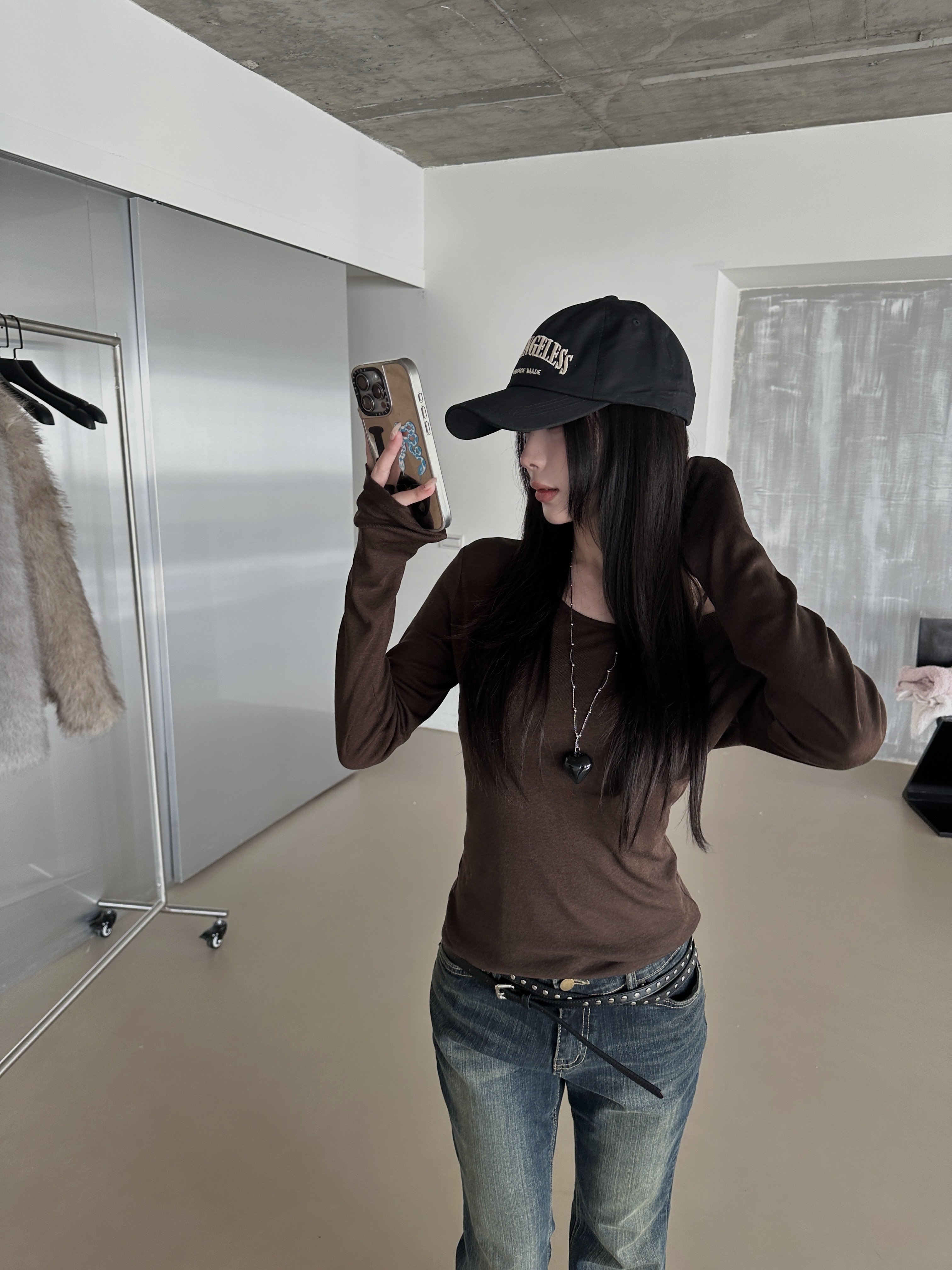 Y02 柔霧感 調色盤打底上衣 (咖)