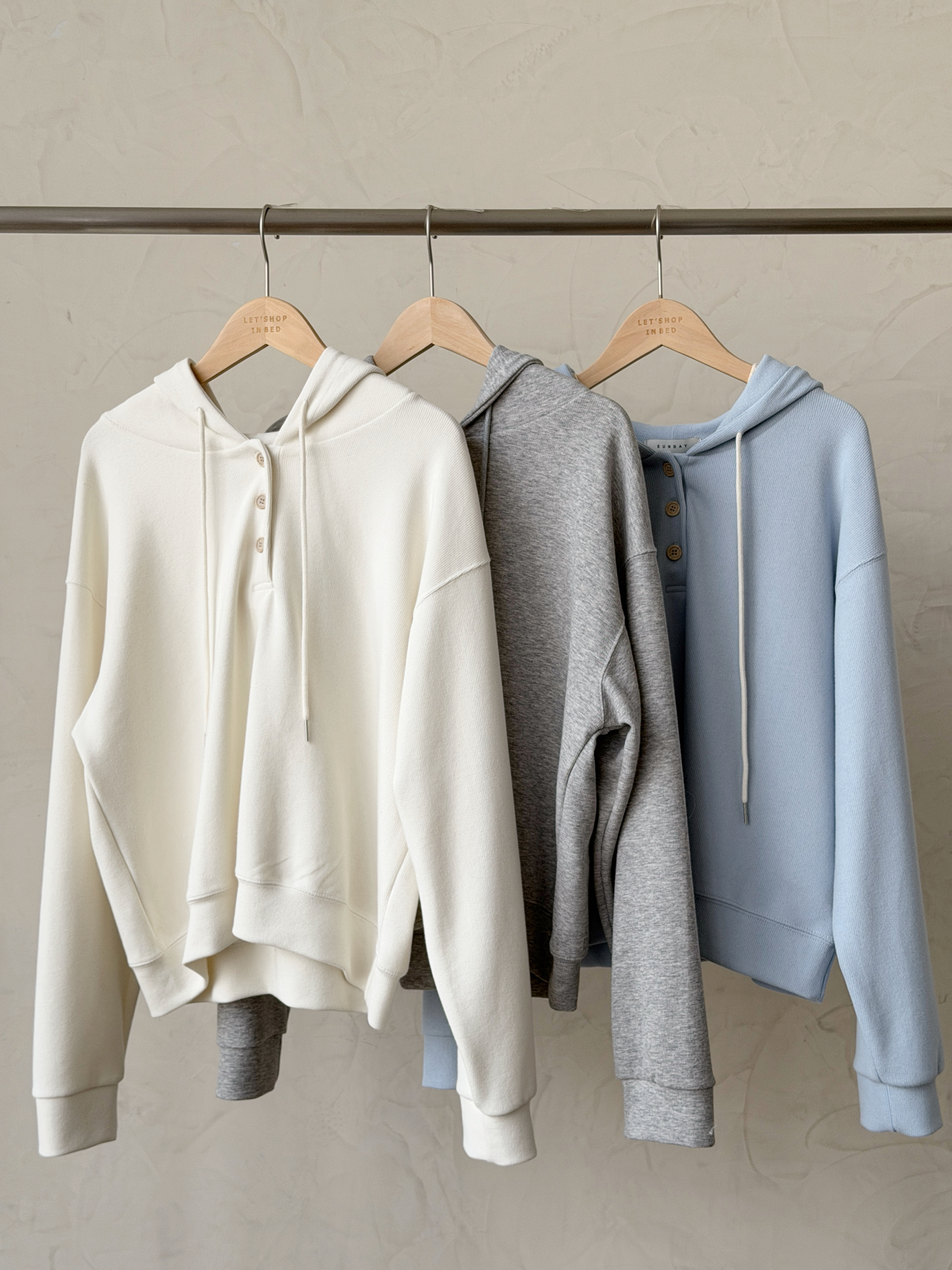 KR462 舒適百搭有帽鈕扣衛衣-3色