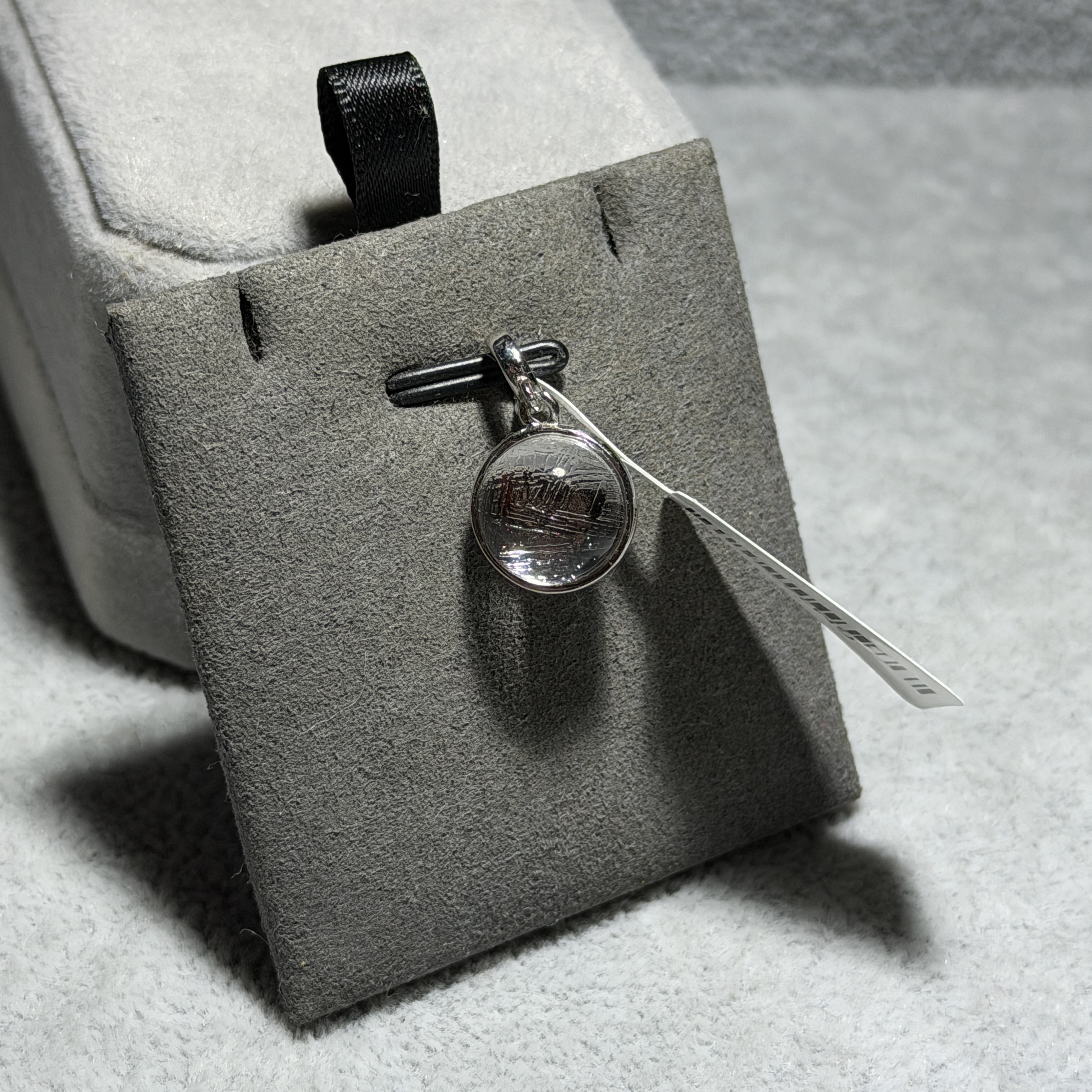 瑞典天鐵星球吊墜 GM1651