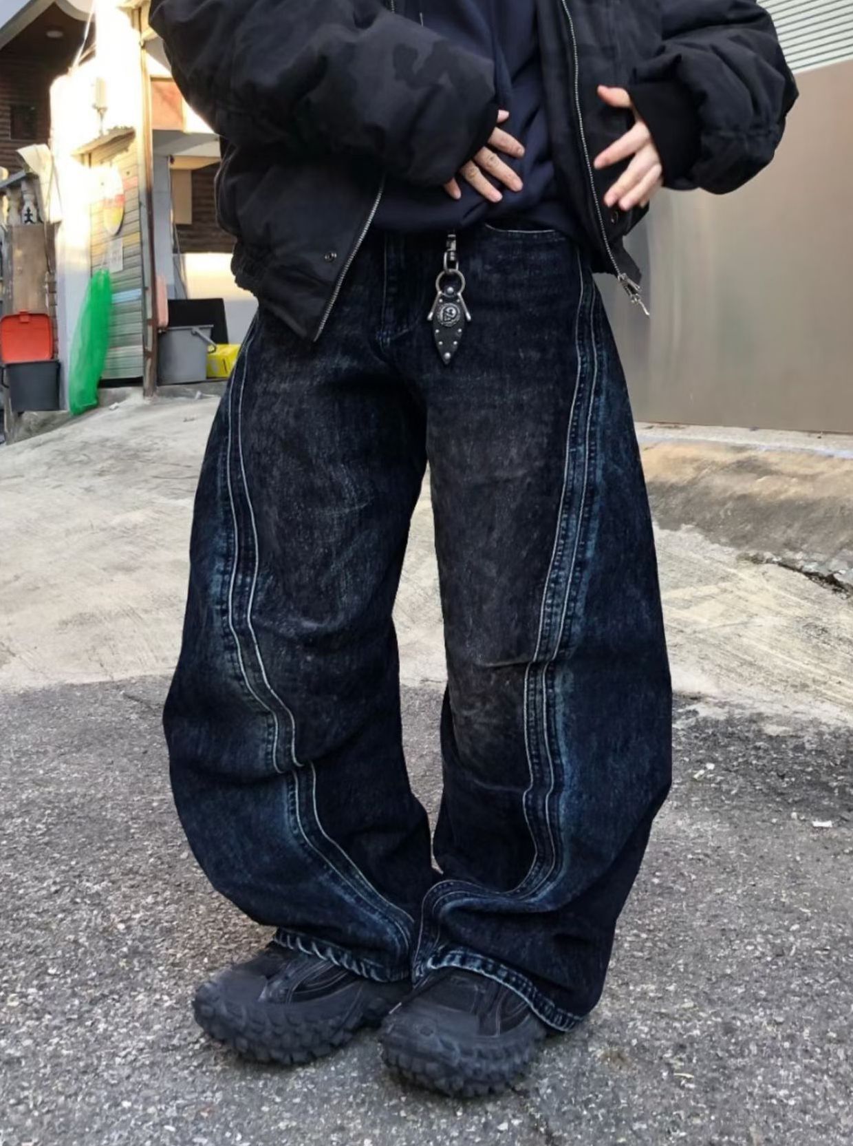 仿污鬆身牛仔褲 tap-095P