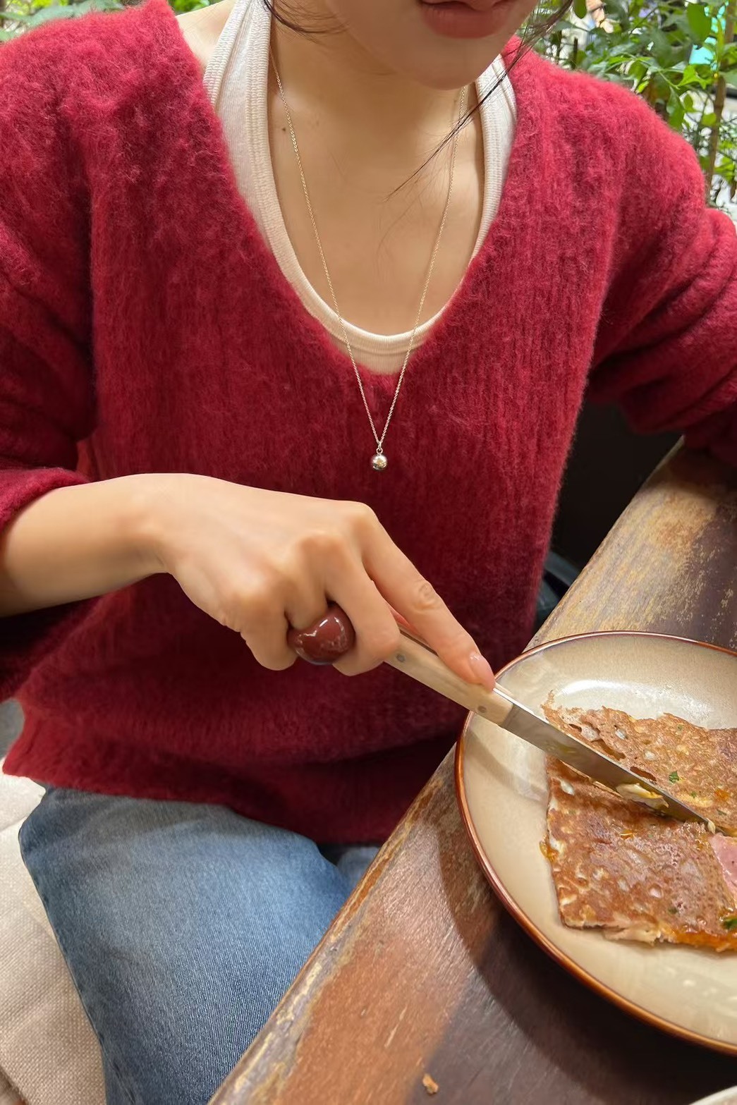 V領質感羊毛針織衫