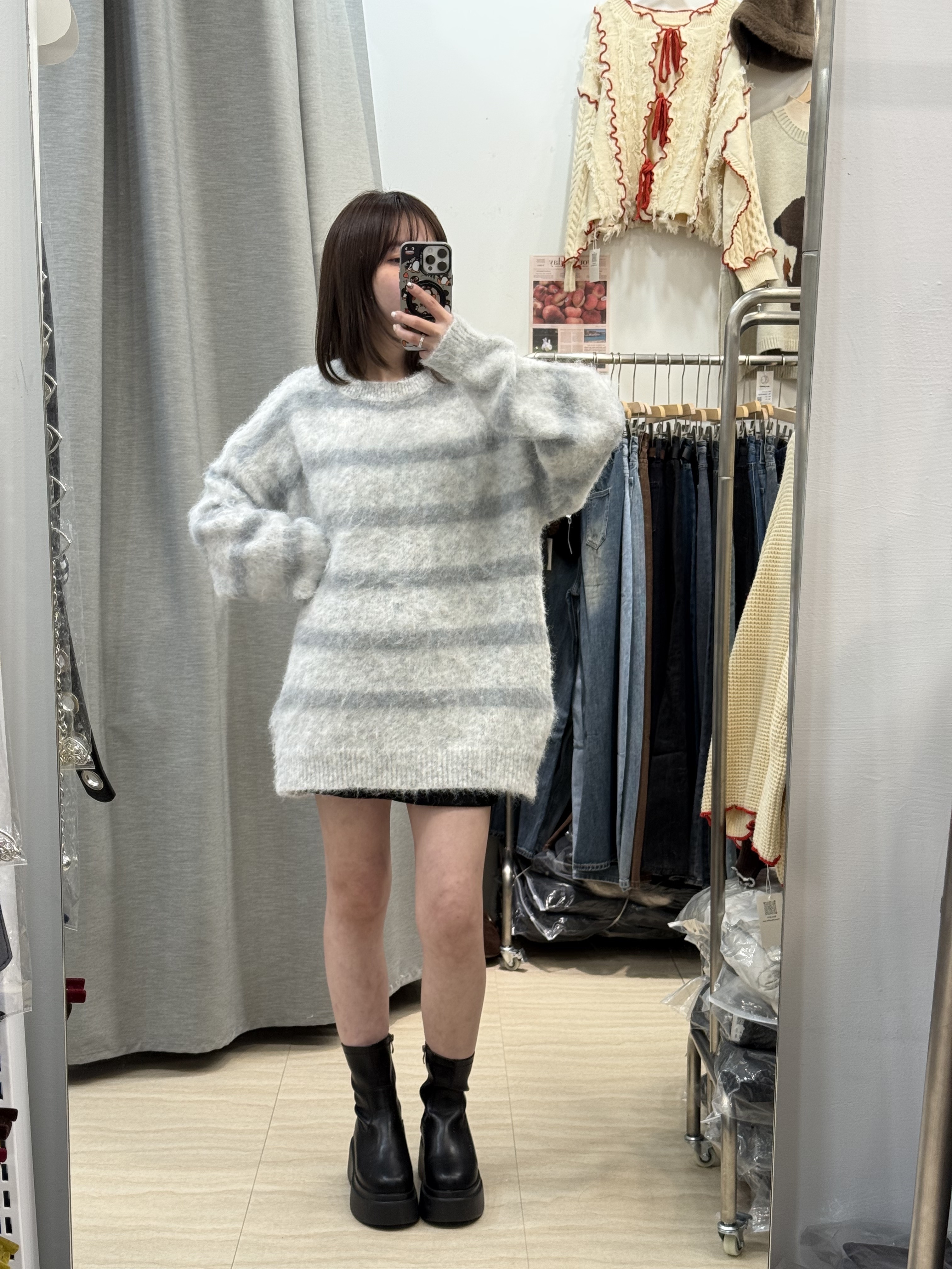 條紋配色毛衣（任兩件半價）