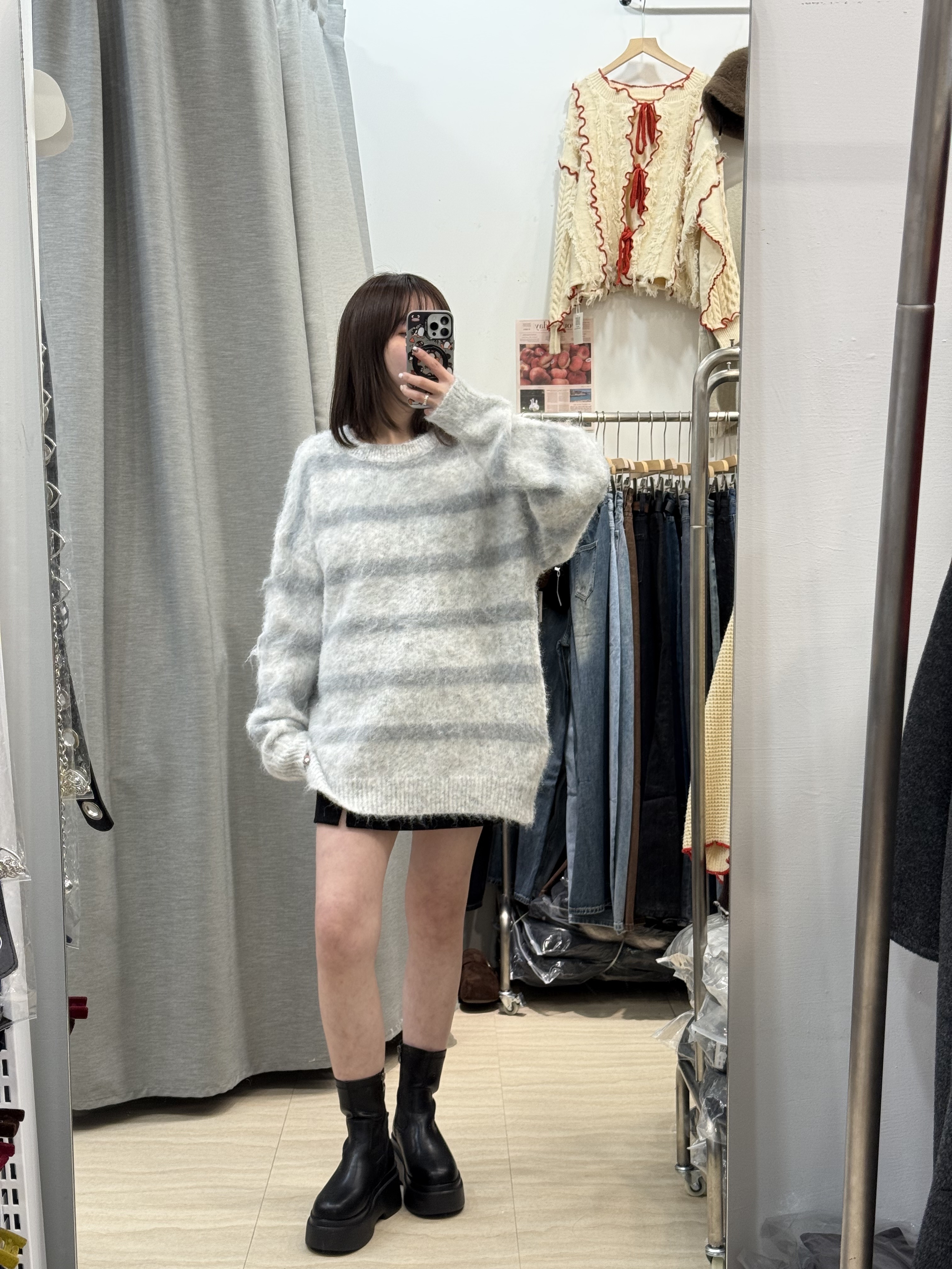 條紋配色毛衣（任兩件半價）