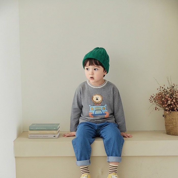 開車車的小獅子上衣