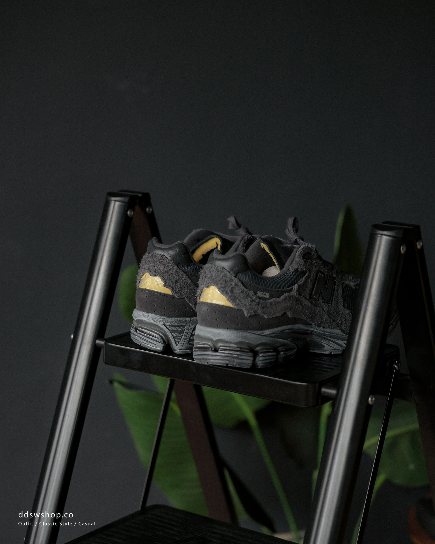 "代購" New Balance 2002R "Black Phantom" 黑灰 破壞麂皮 M2002RDB