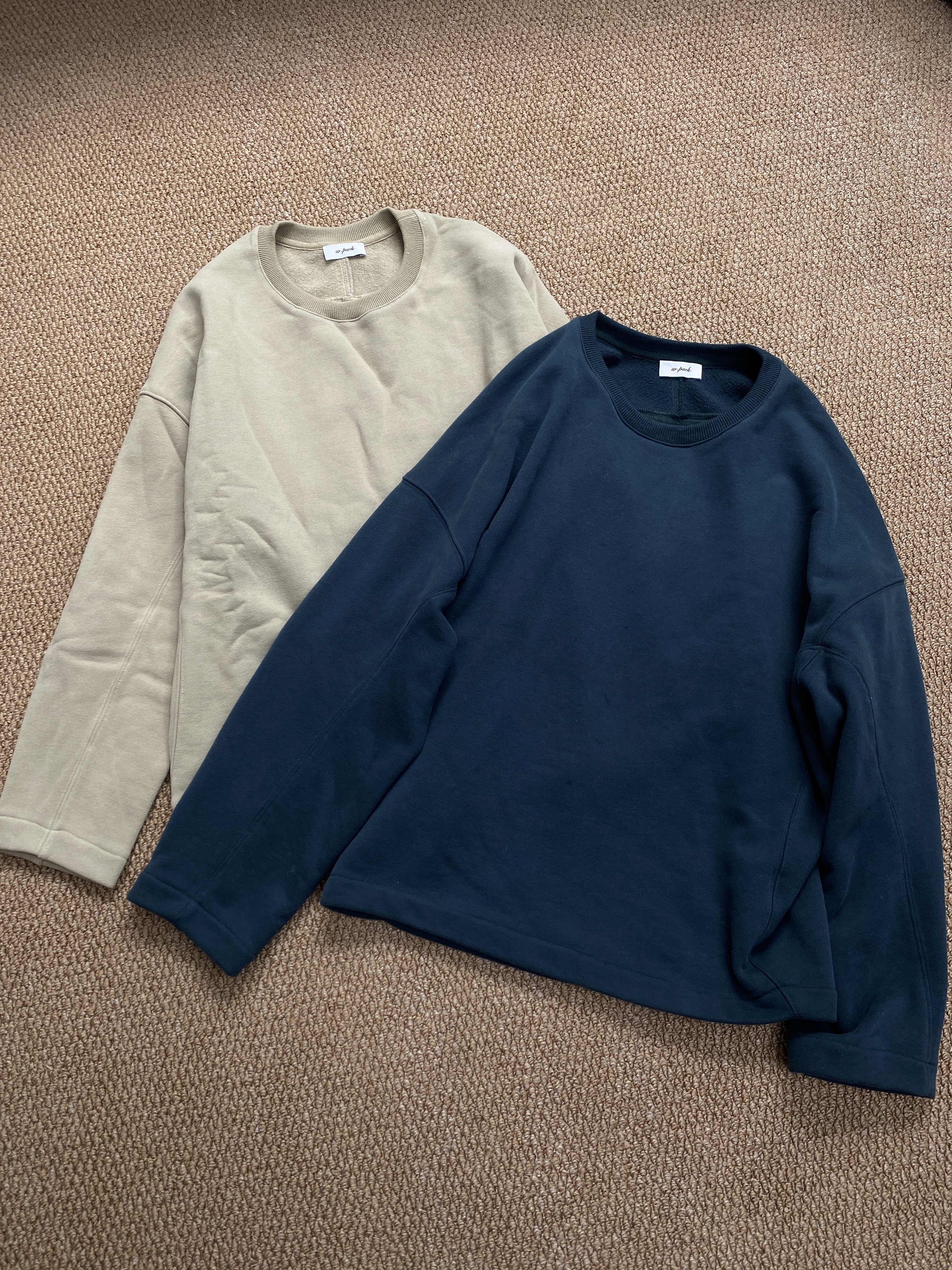 W00099設計感線條厚磅上衣