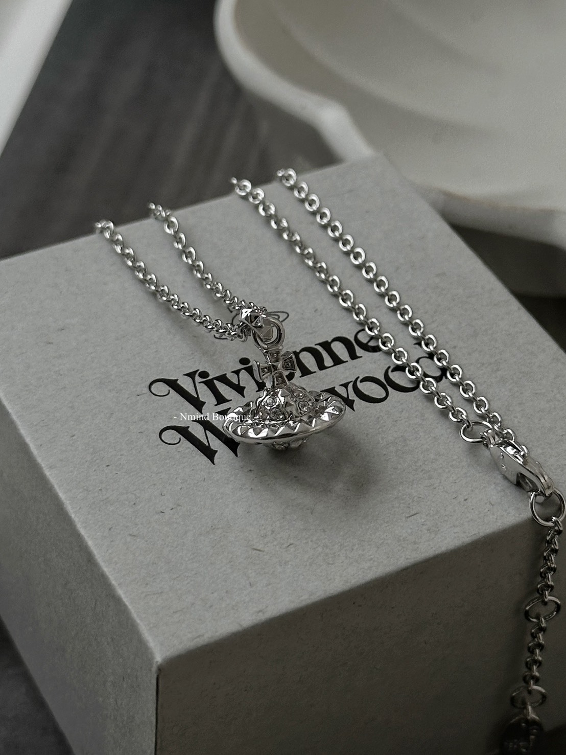 <好飾到✨> Vivienne Westwood ORB 立體滿鑽星球項鍊