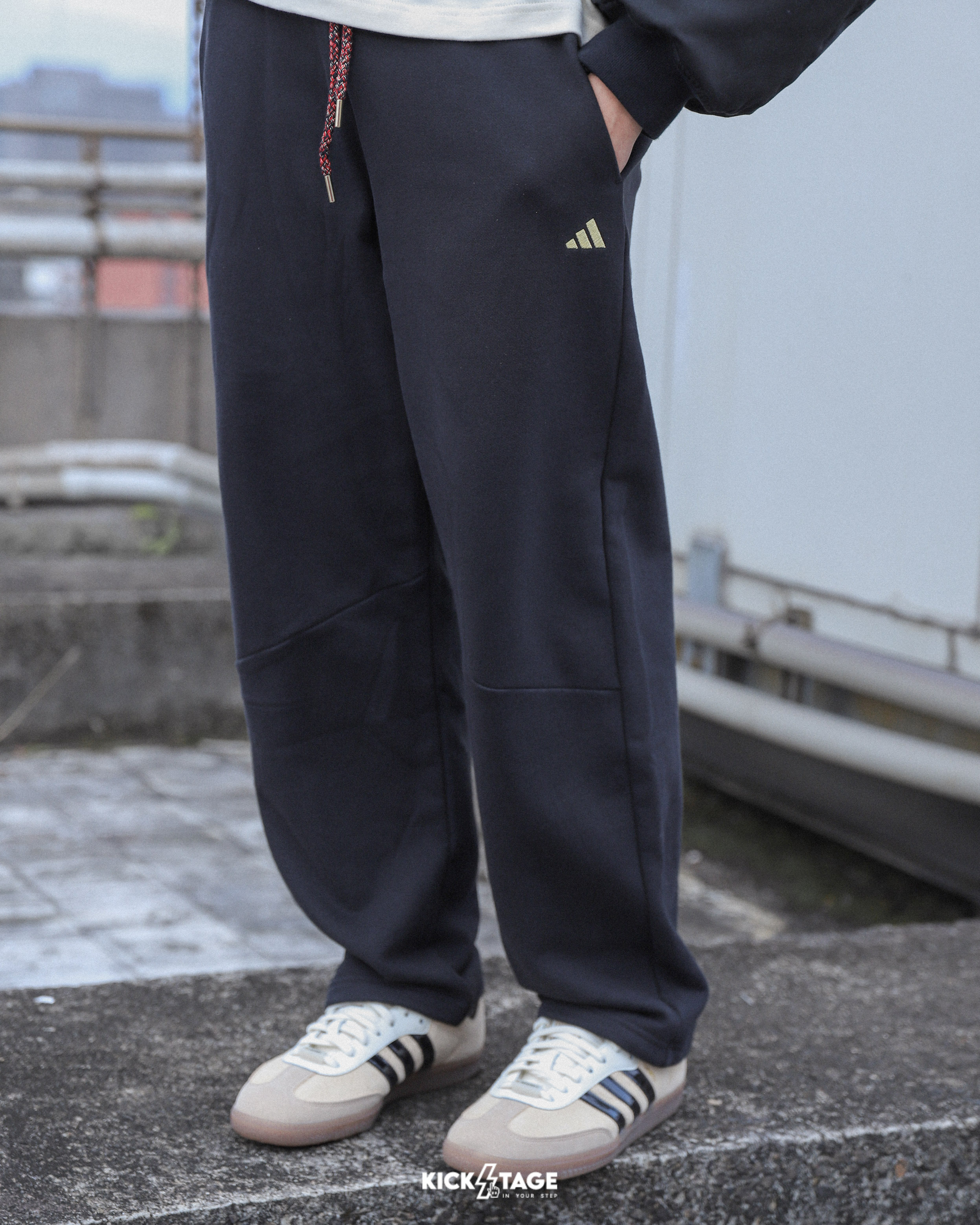 男款 ADIDAS NYR FT KN PNT 米 黑 馬年 新年 毛巾布 直筒褲 長褲【KE4065/KE4066】ADLP