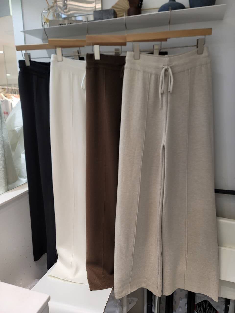 百搭款鬆緊腰拉絨保暖長褲-F