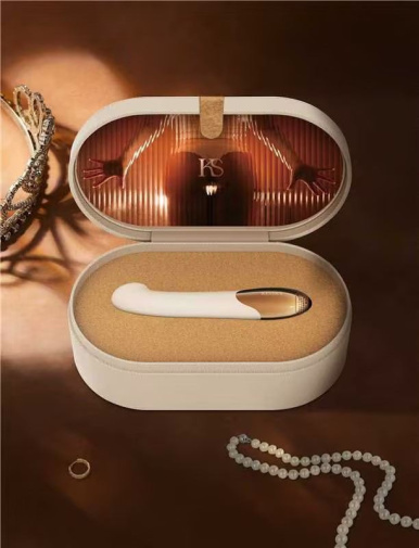 Kissky J. Hunter Beast G-Spot Vibrator Nude