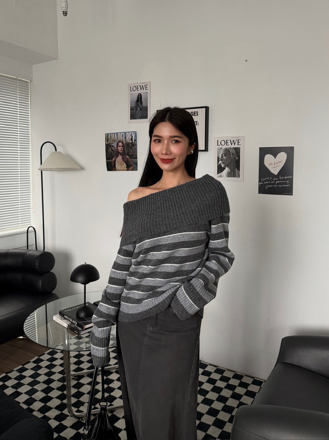 慵懶橫條一字領毛衣