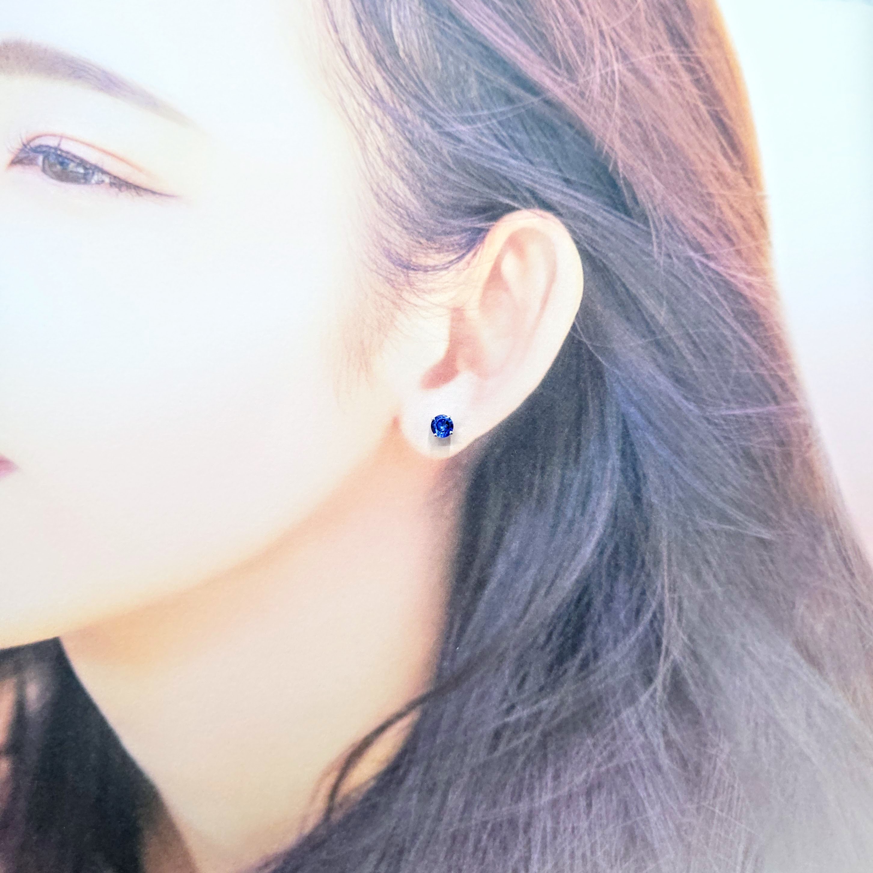 全新18K白金【主石72份藍寶石】單耳環