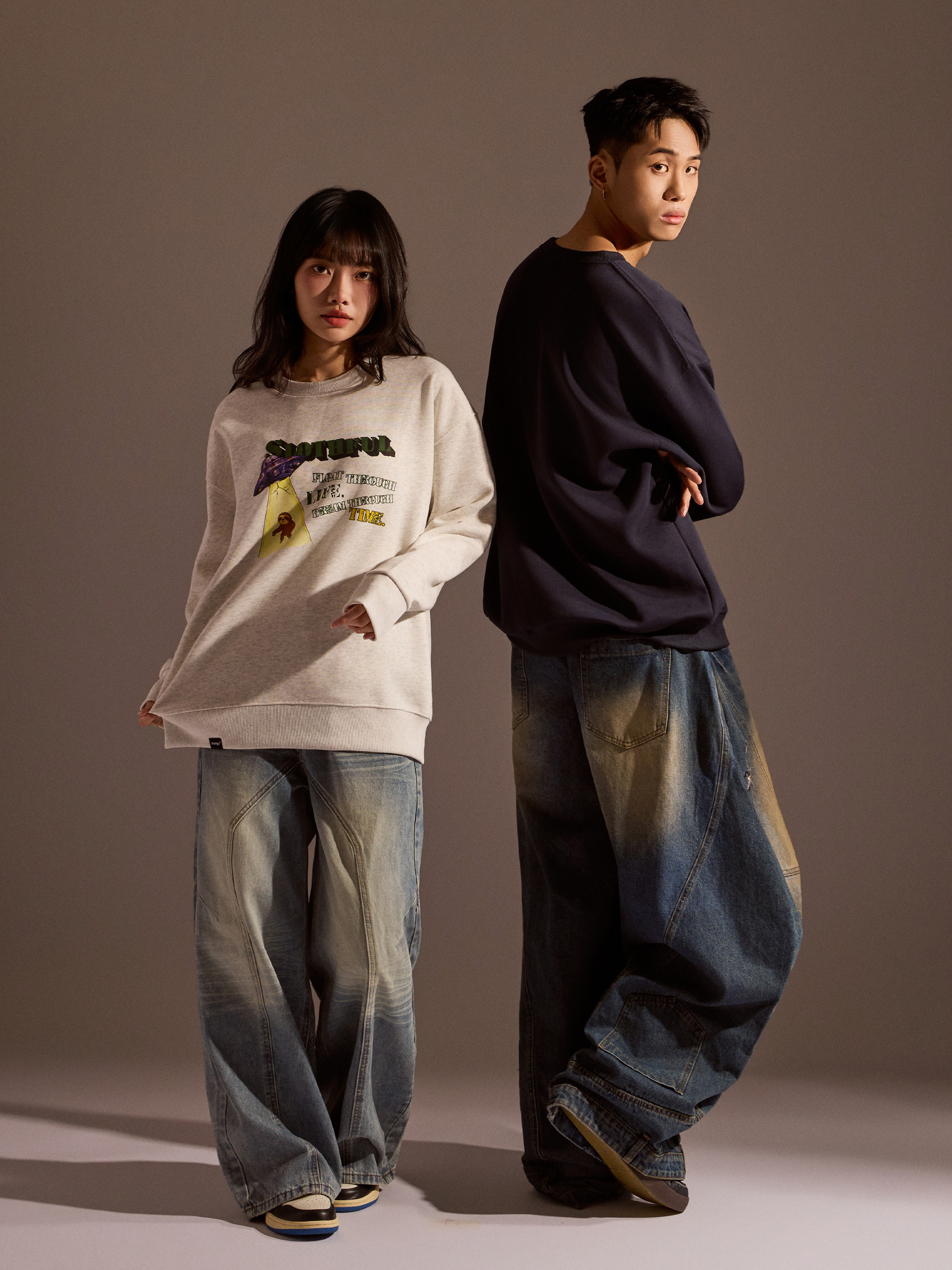 外星人帶走懶懶大學T