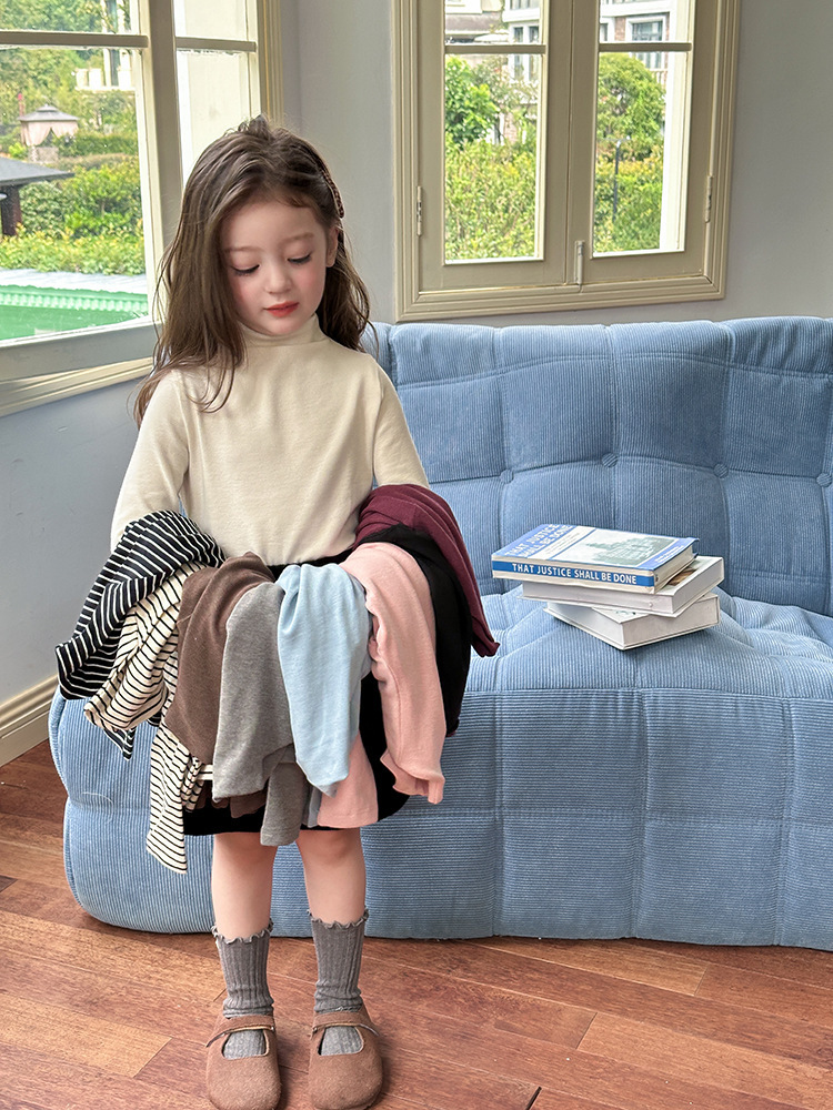 柔軟中領素色內搭衣(90-170)