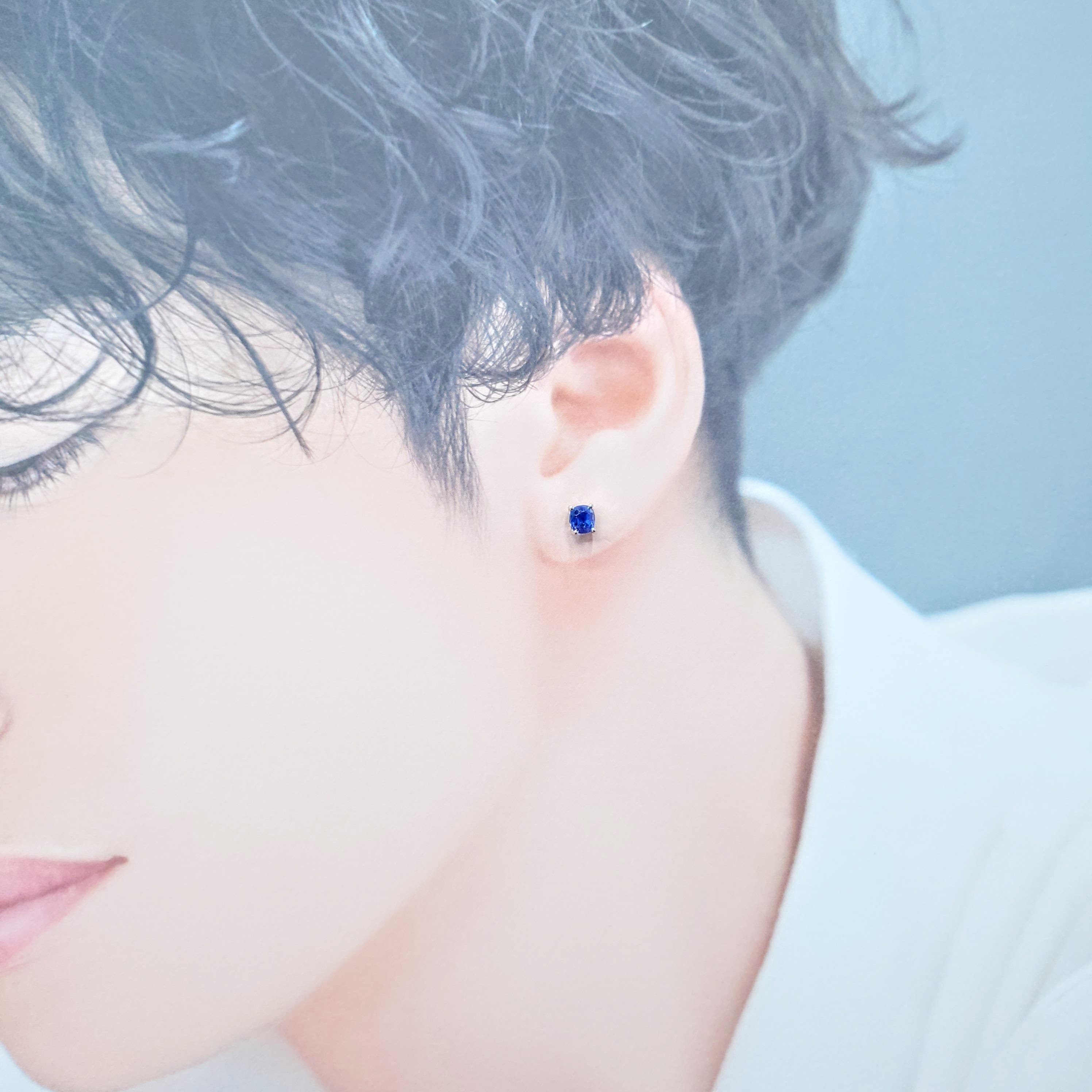 全新18K白金【主石85份藍寶石】單耳環