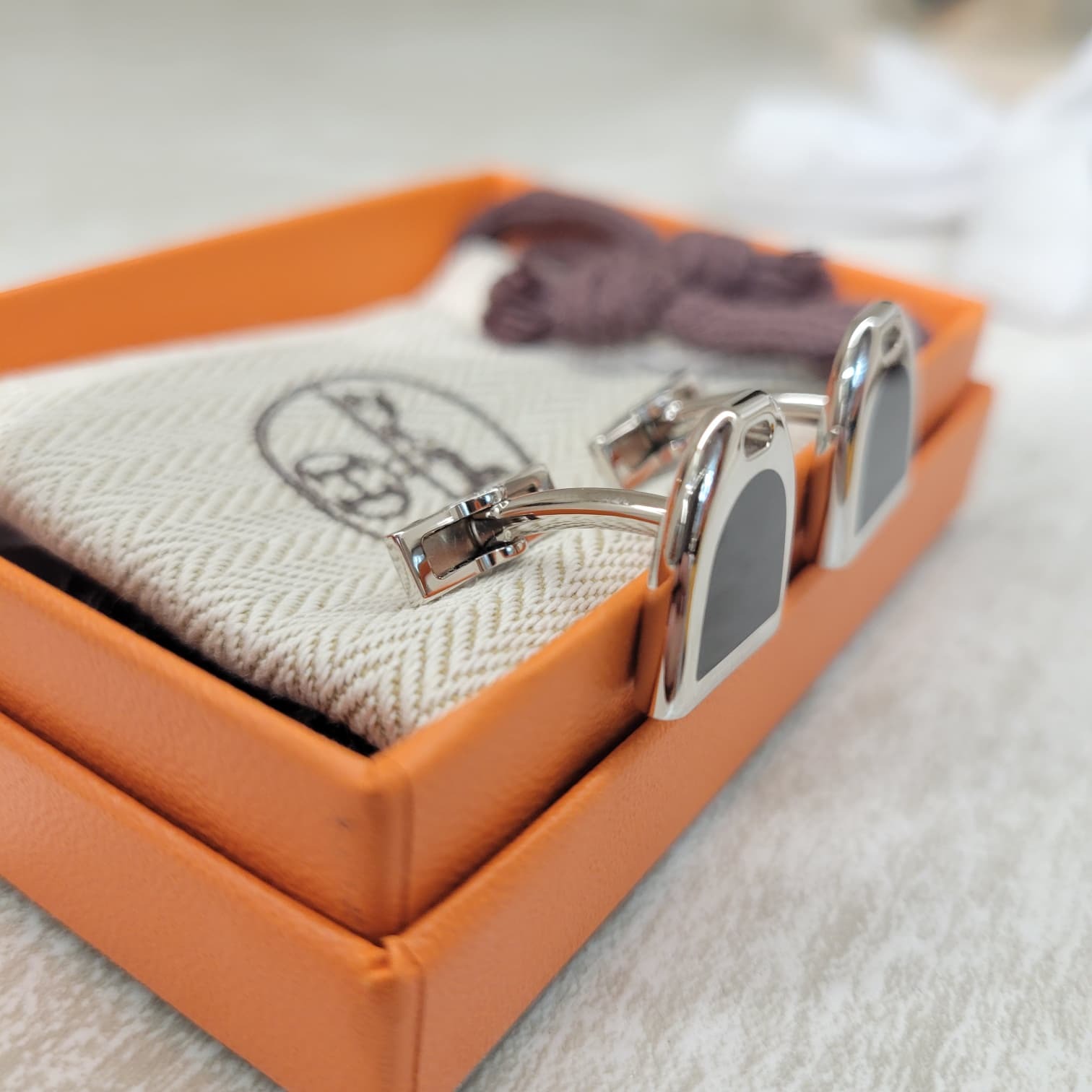 HERMES Etrier cufflinks NOIR 袖口鈕 黑色