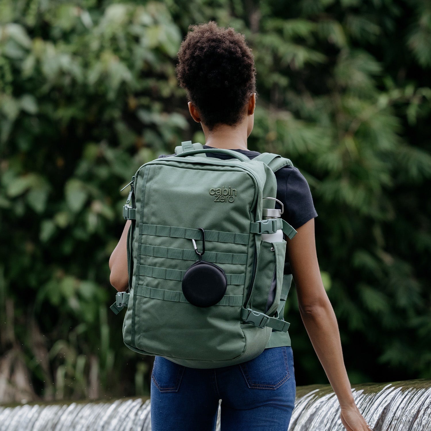 CabinZero 英國輕旅登機後背包 秘境綠 軍用款 44L 大容量 行李包 CC09BA6A5006