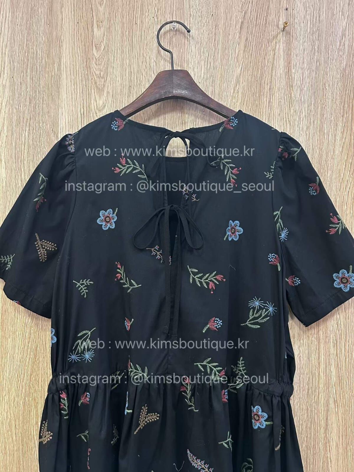 KM5401 刺繡花花微橡筋腰連身裙