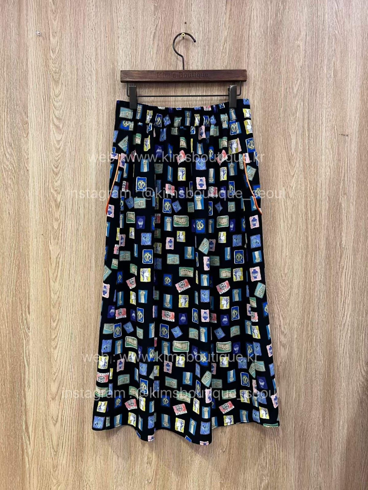 KM5402 旅遊日記印花後橡筋半身裙
